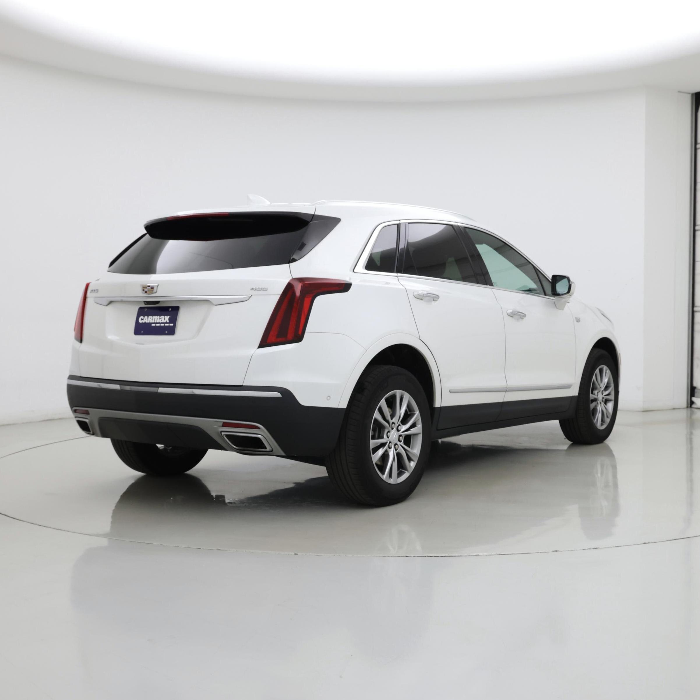 Thumbnail: 2022 Cadillac XT5 - 8