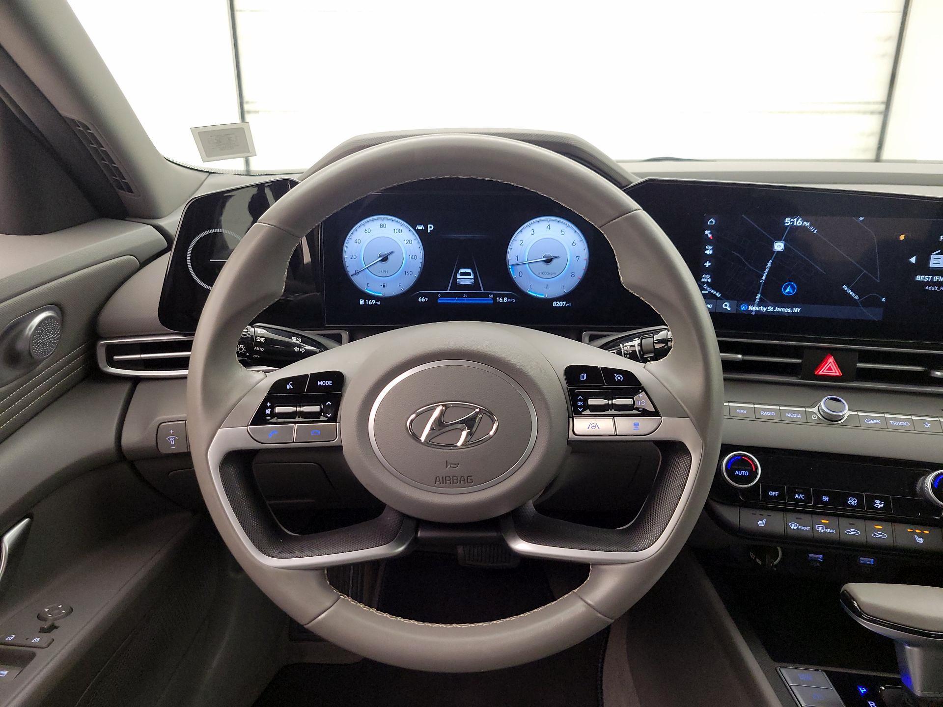 Thumbnail: 2023 Hyundai Elantra - 10