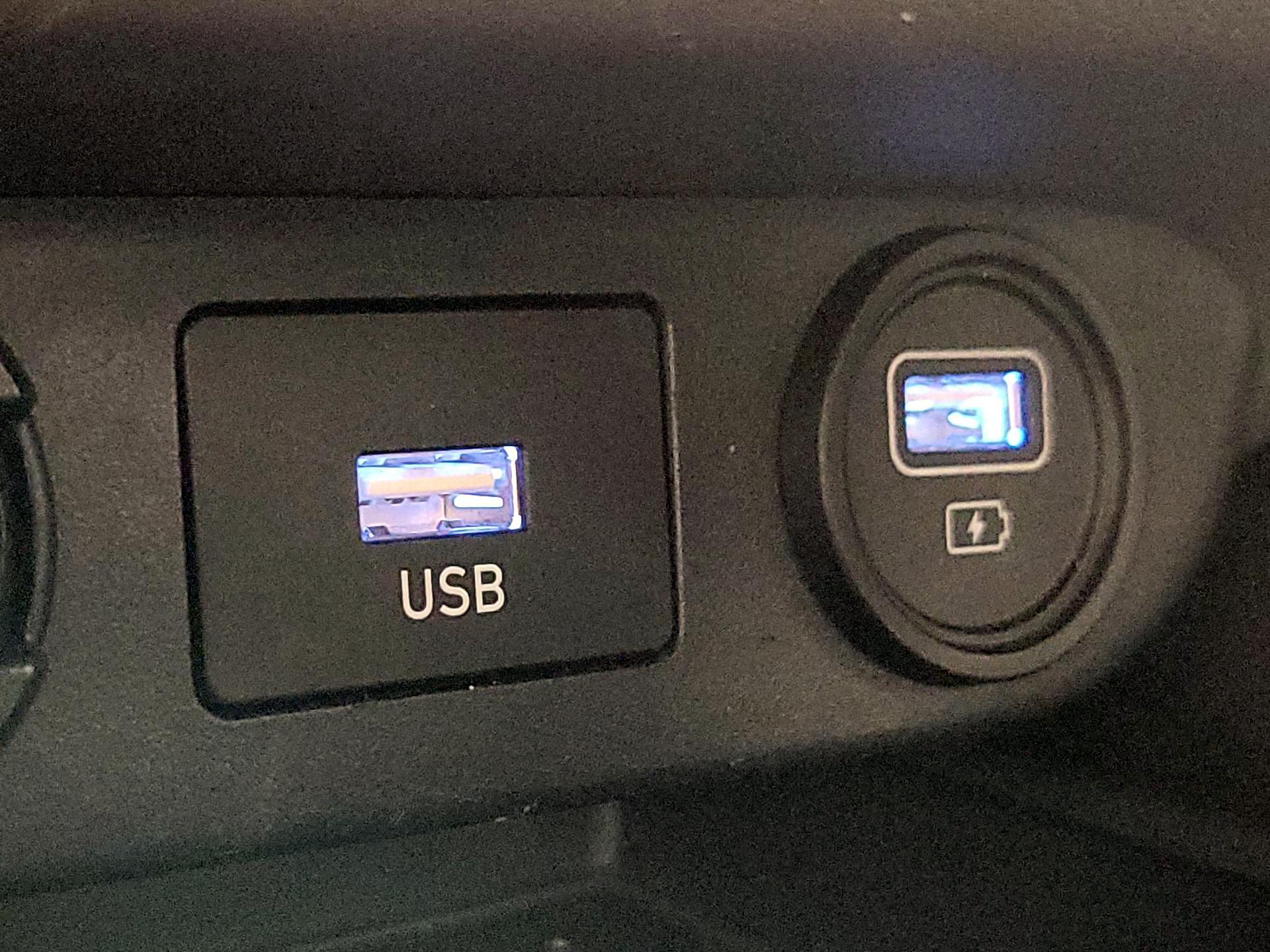 Thumbnail: 2023 Hyundai Elantra - 19