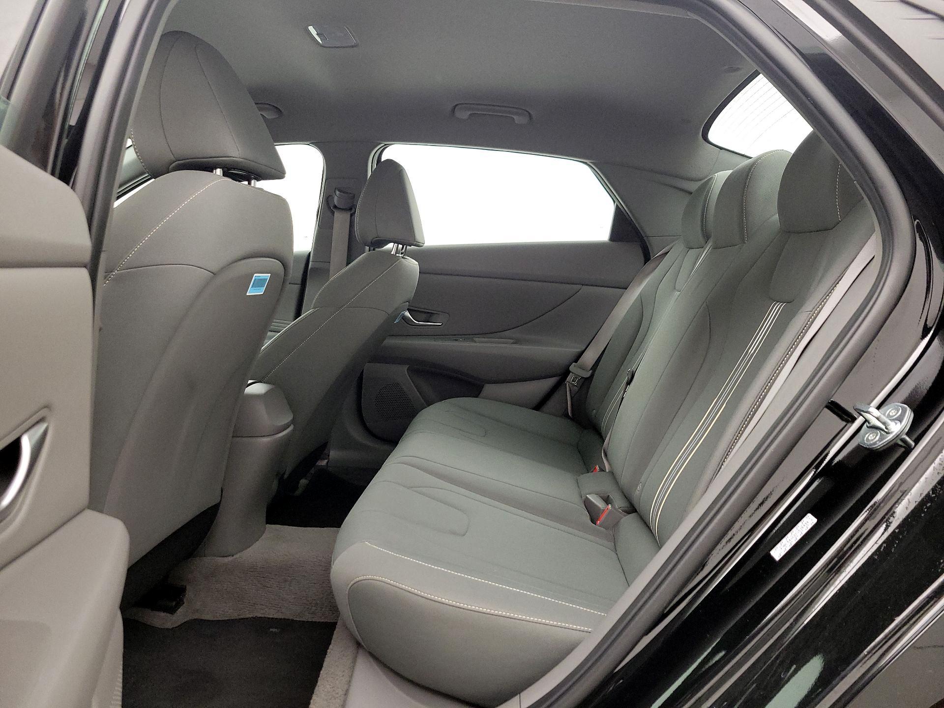 Thumbnail: 2023 Hyundai Elantra - 20