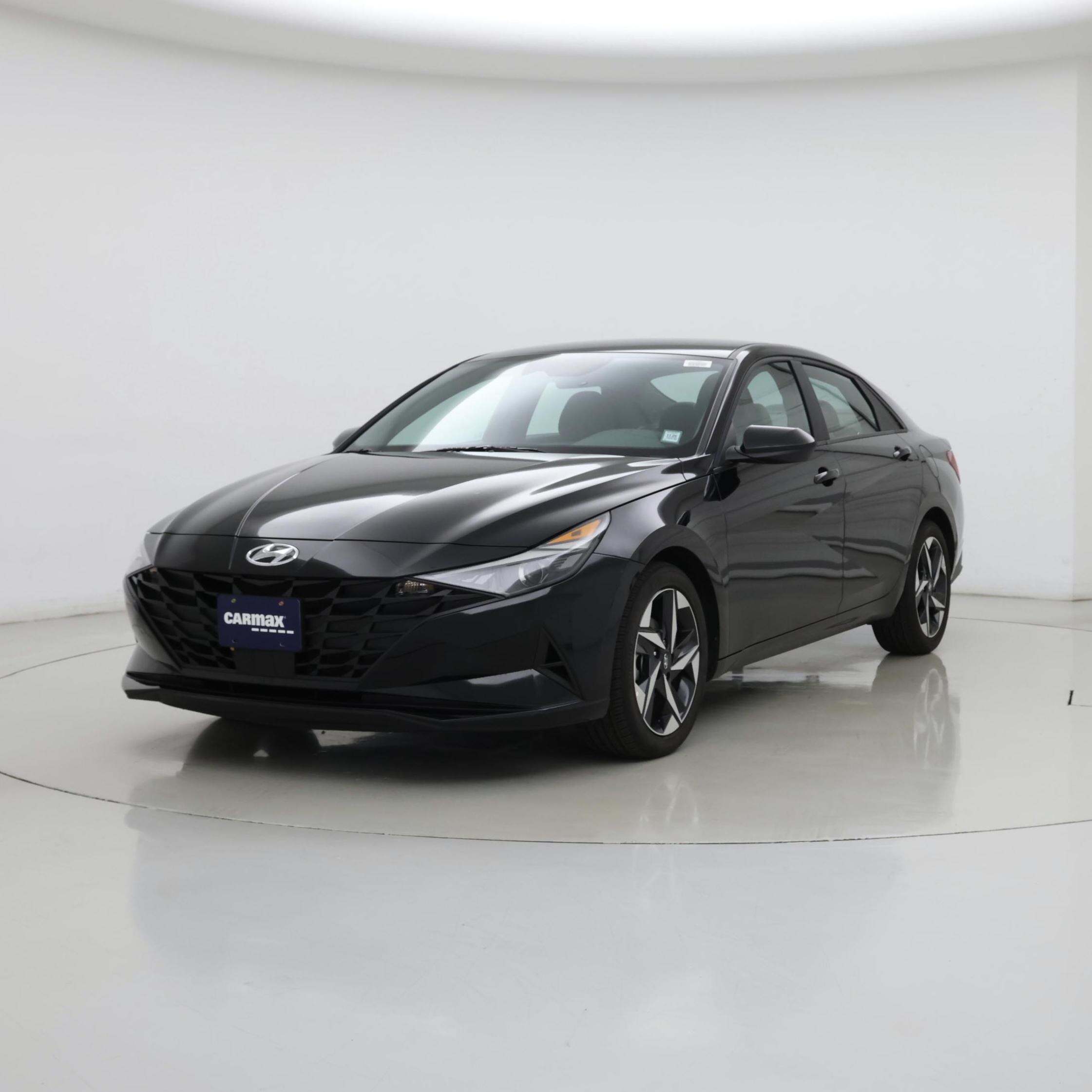 Thumbnail: 2023 Hyundai Elantra - 4