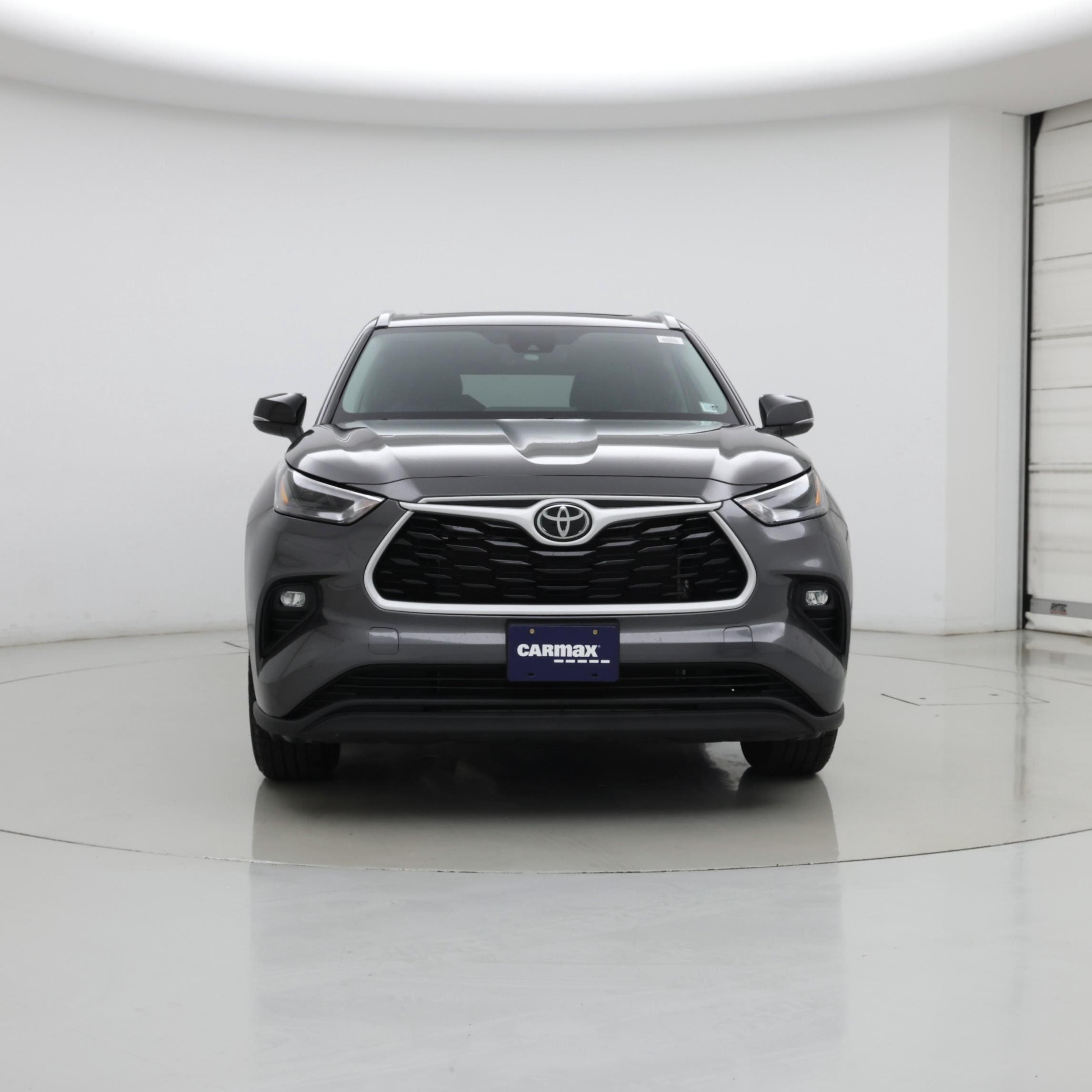 Thumbnail: 2023 Toyota Highlander - 5