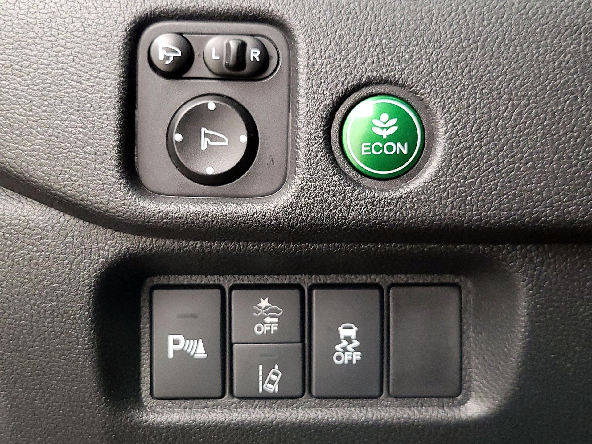 Thumbnail: 2020 Honda Pilot - 13