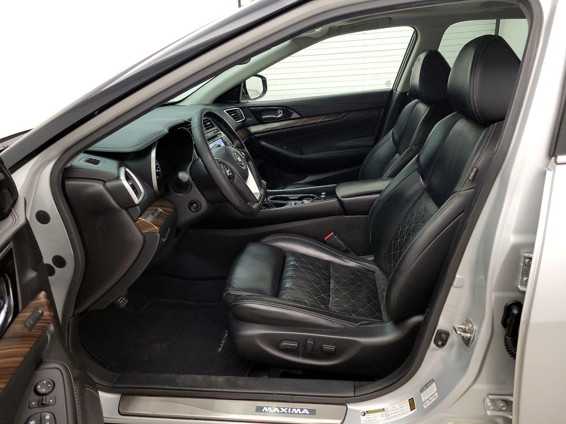 Thumbnail: 2016 Nissan Maxima - 11