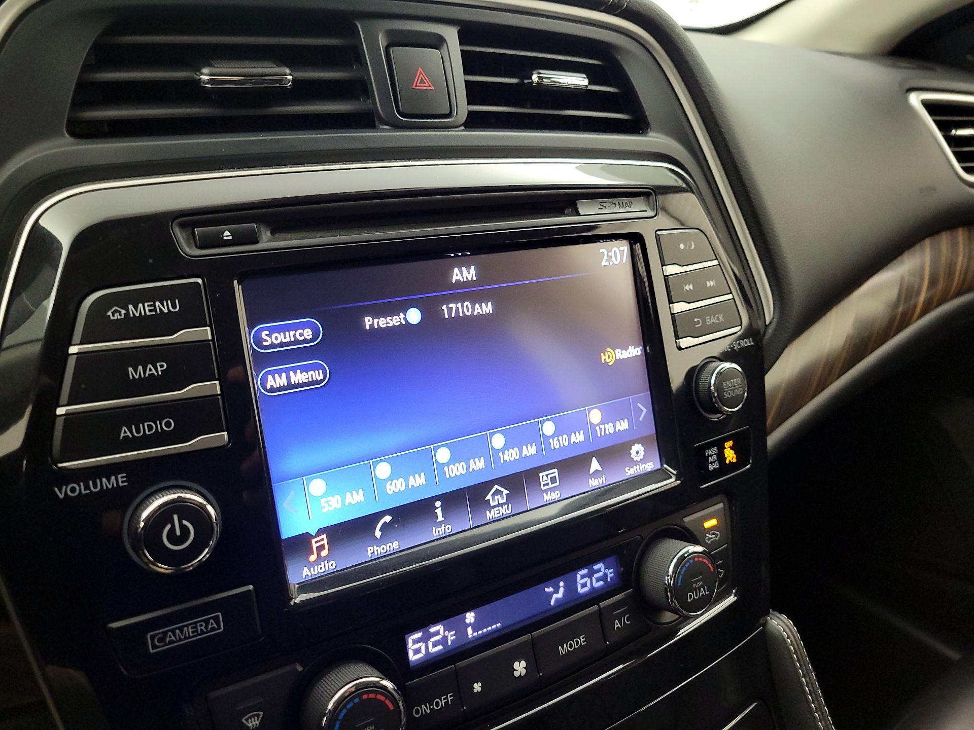 Thumbnail: 2016 Nissan Maxima - 16