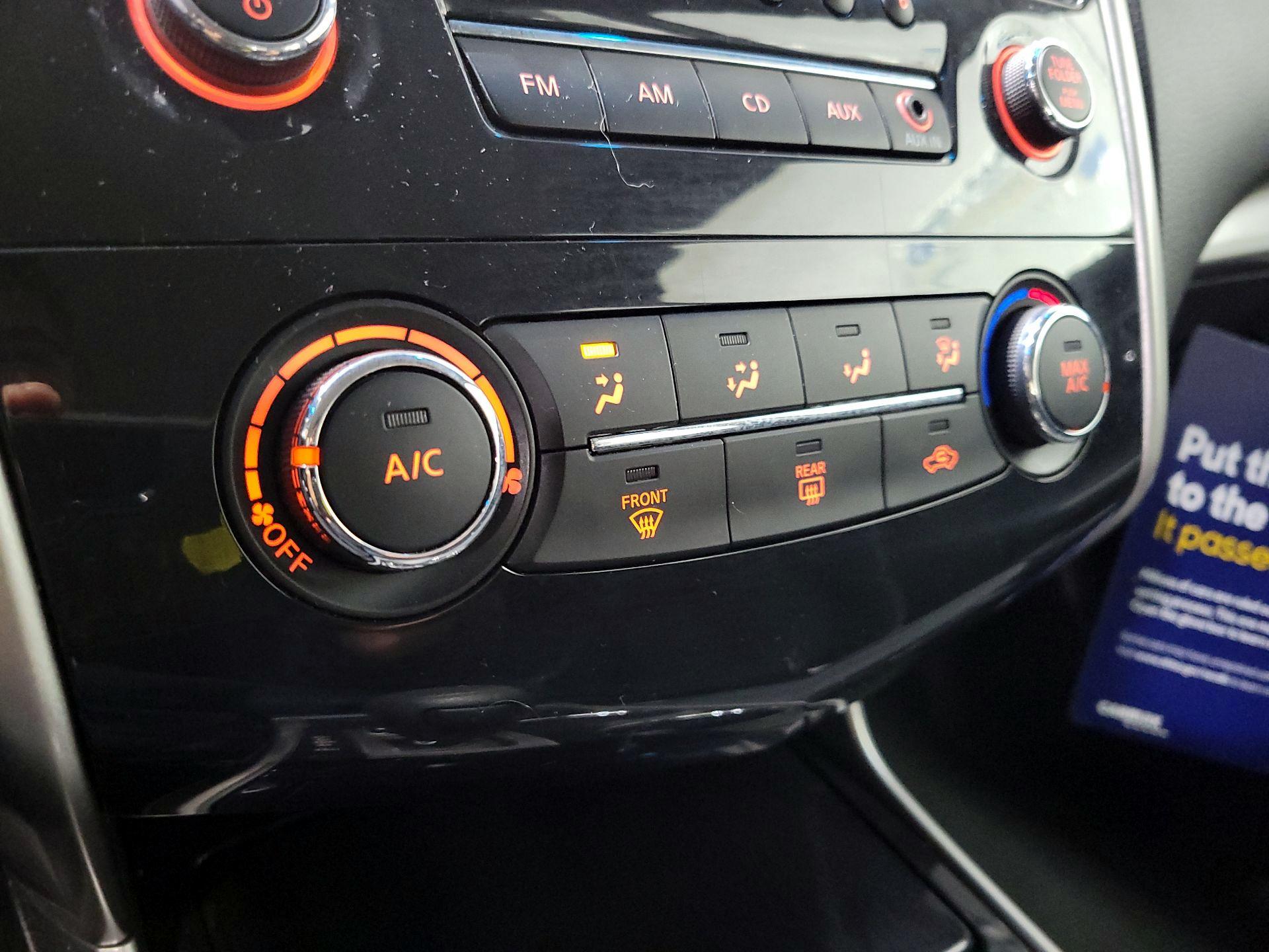 Thumbnail: 2014 Nissan Altima - 15