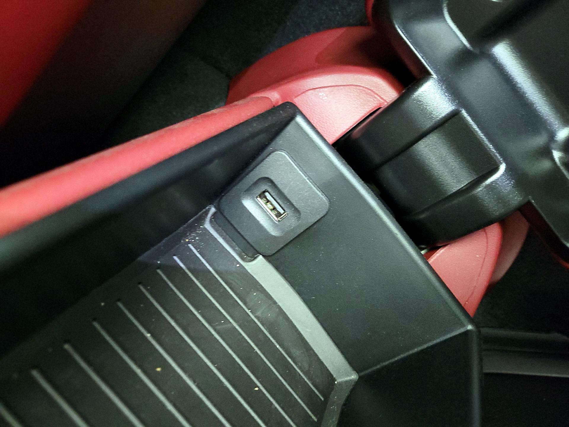 Thumbnail: 2019 Porsche 718 Boxster - 18