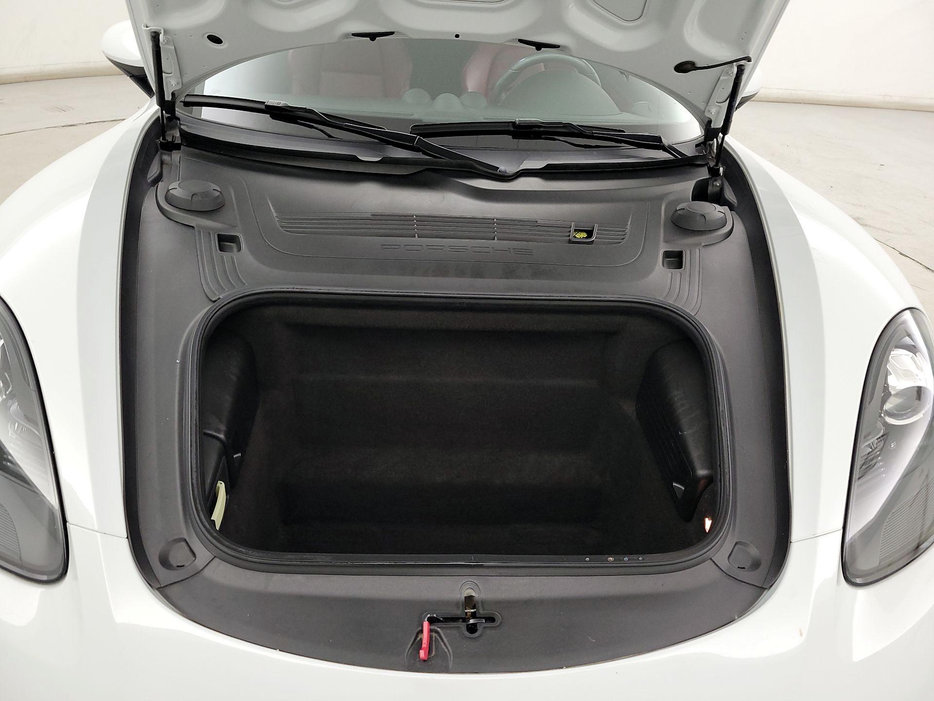 Thumbnail: 2019 Porsche 718 Boxster - 20