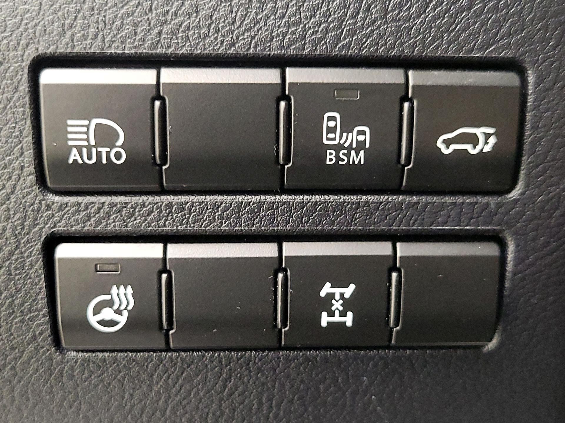 Thumbnail: 2020 Lexus NX - 13