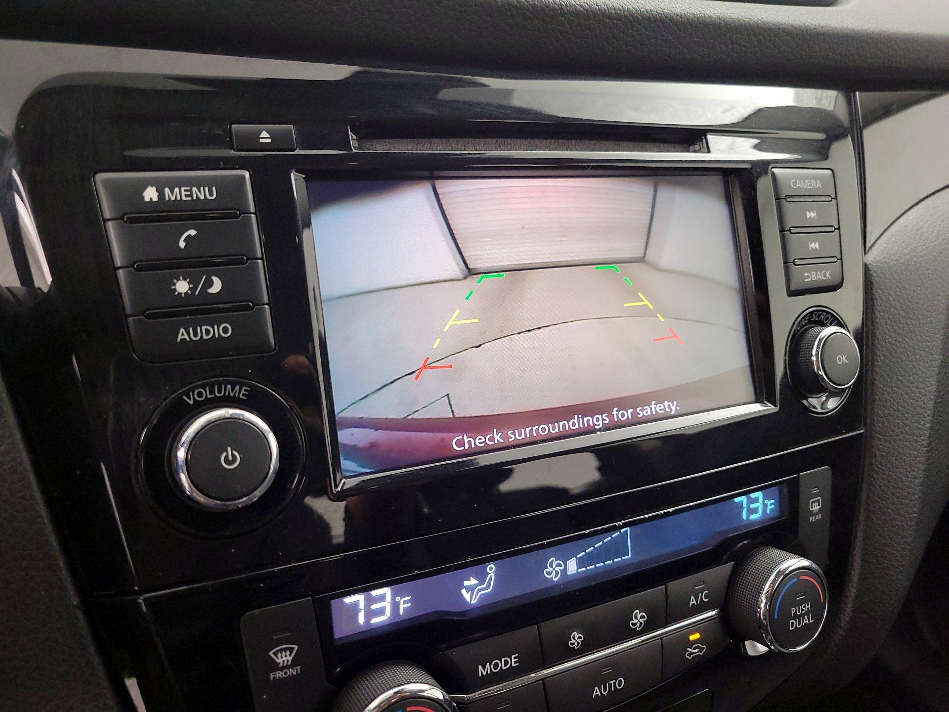 Thumbnail: 2019 Nissan Rogue Sport - 14