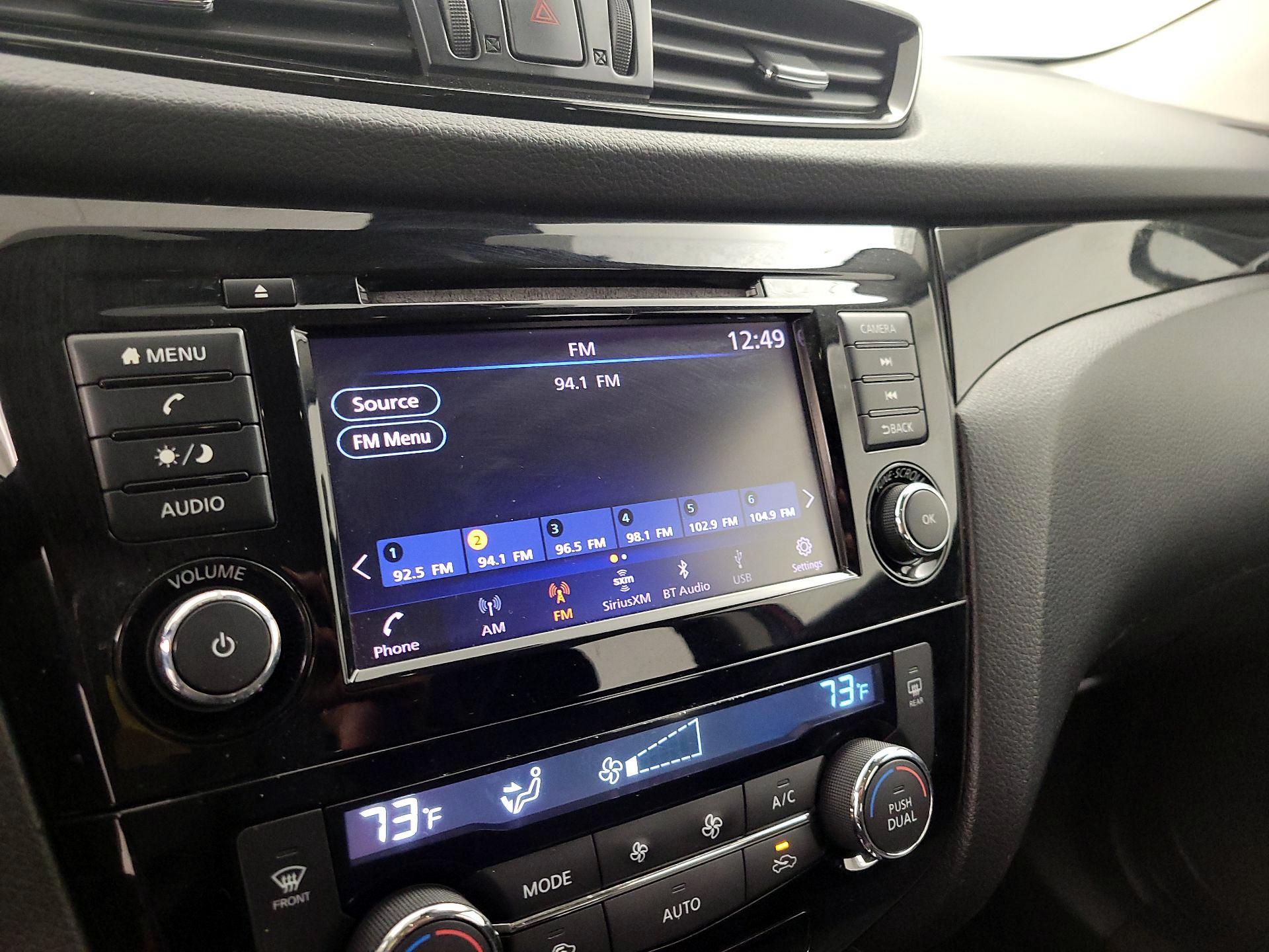 Thumbnail: 2019 Nissan Rogue Sport - 15