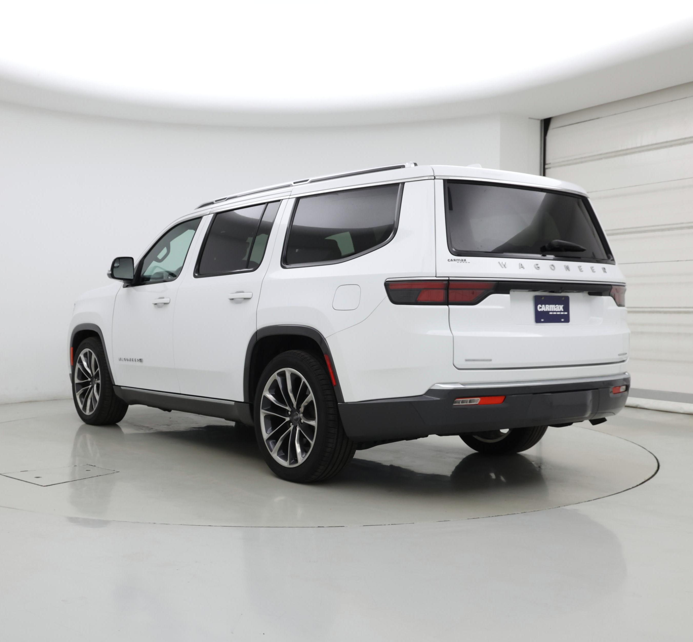 Thumbnail: 2022 Jeep Wagoneer - 2