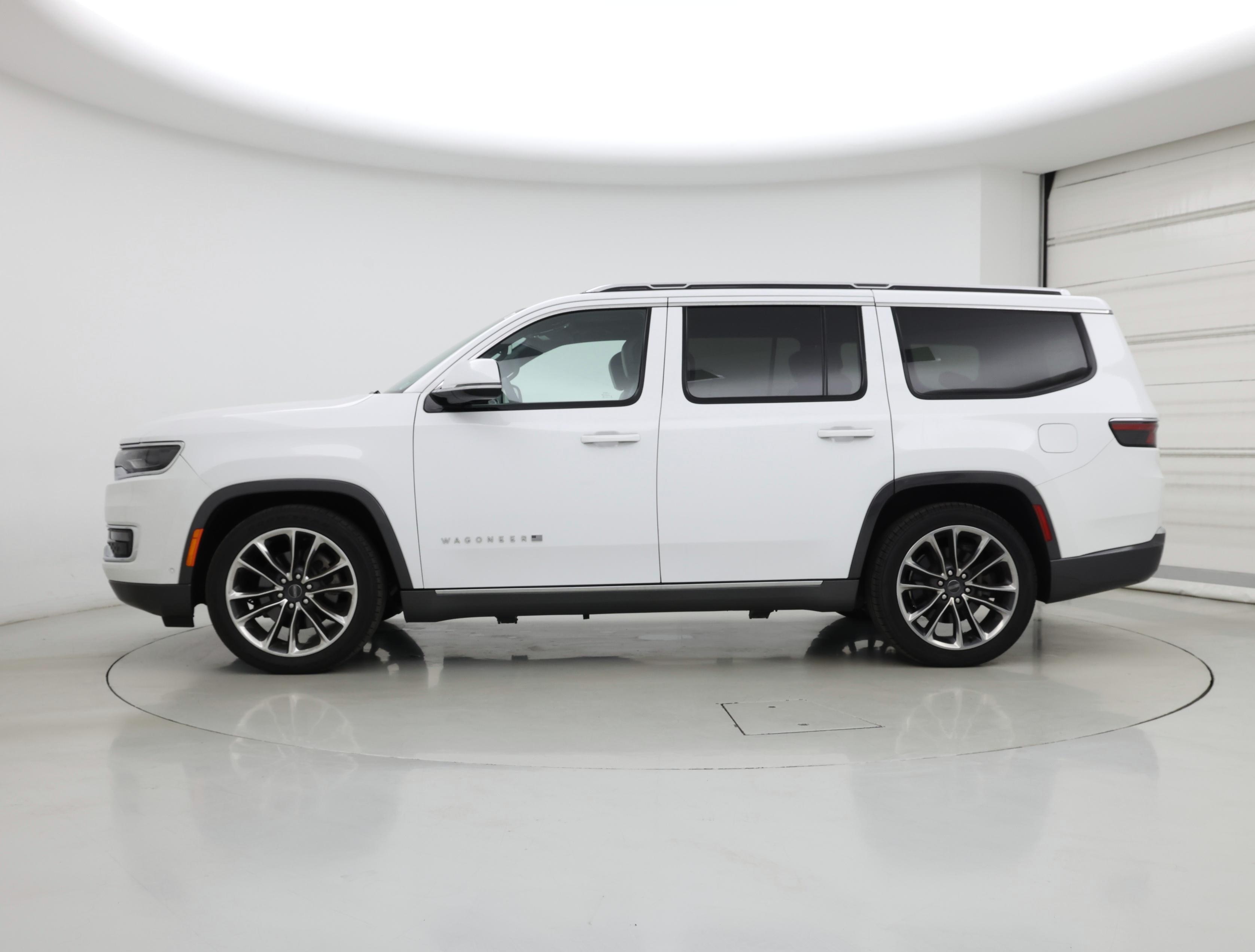 Thumbnail: 2022 Jeep Wagoneer - 3