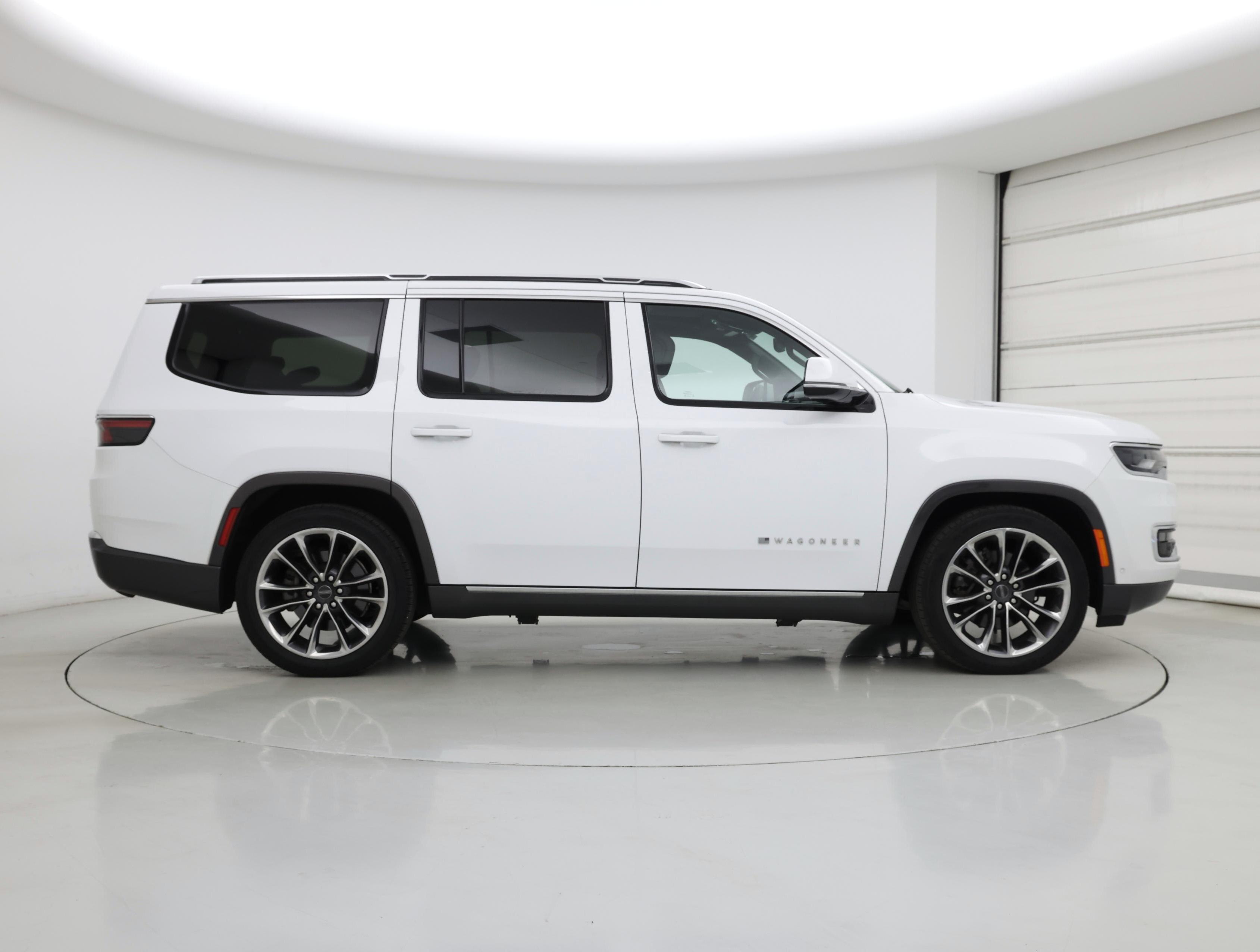 Thumbnail: 2022 Jeep Wagoneer - 7