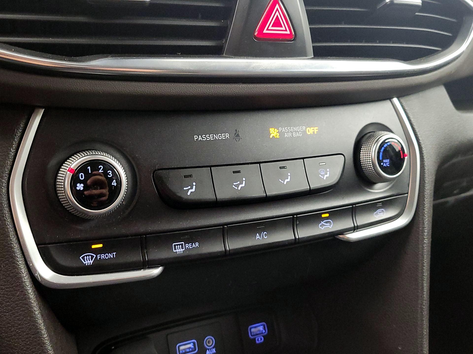 Thumbnail: 2020 Hyundai Santa Fe - 16