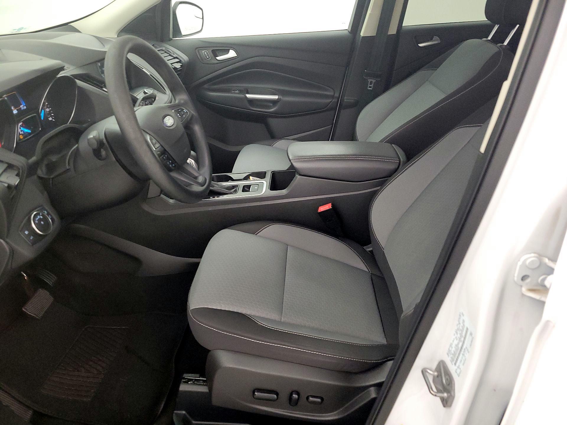 Thumbnail: 2019 Ford Escape - 11