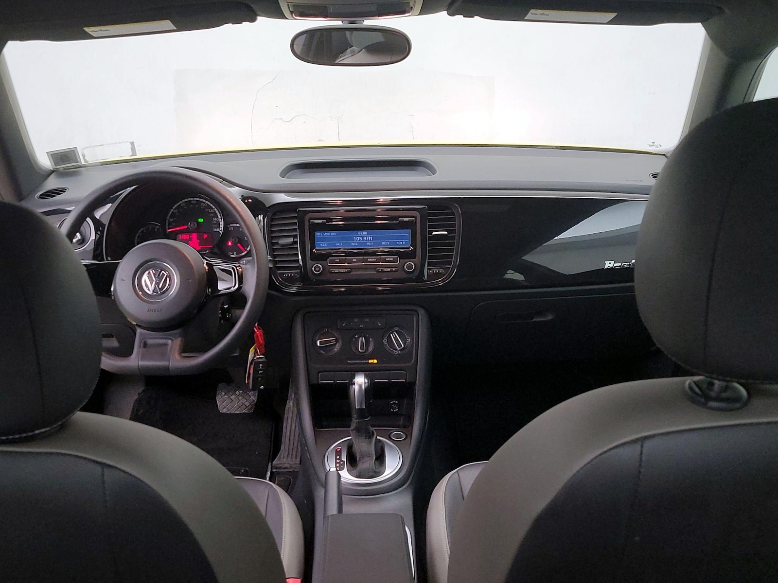 2015 Volkswagen Beetle 1.8 - Photo 10
