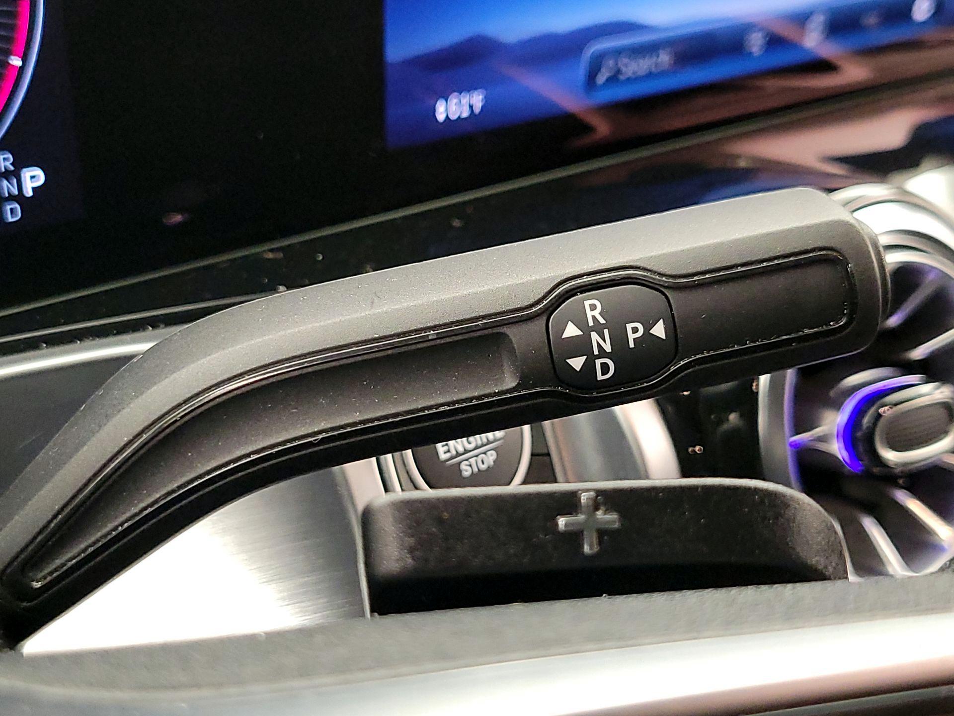 Thumbnail: 2024 Mercedes-Benz GLB - 17