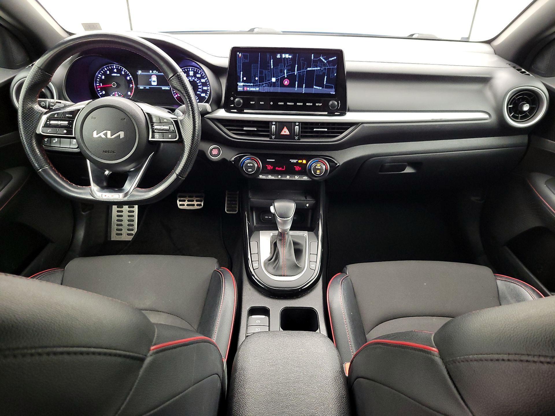 Thumbnail: 2022 Kia Forte - 9