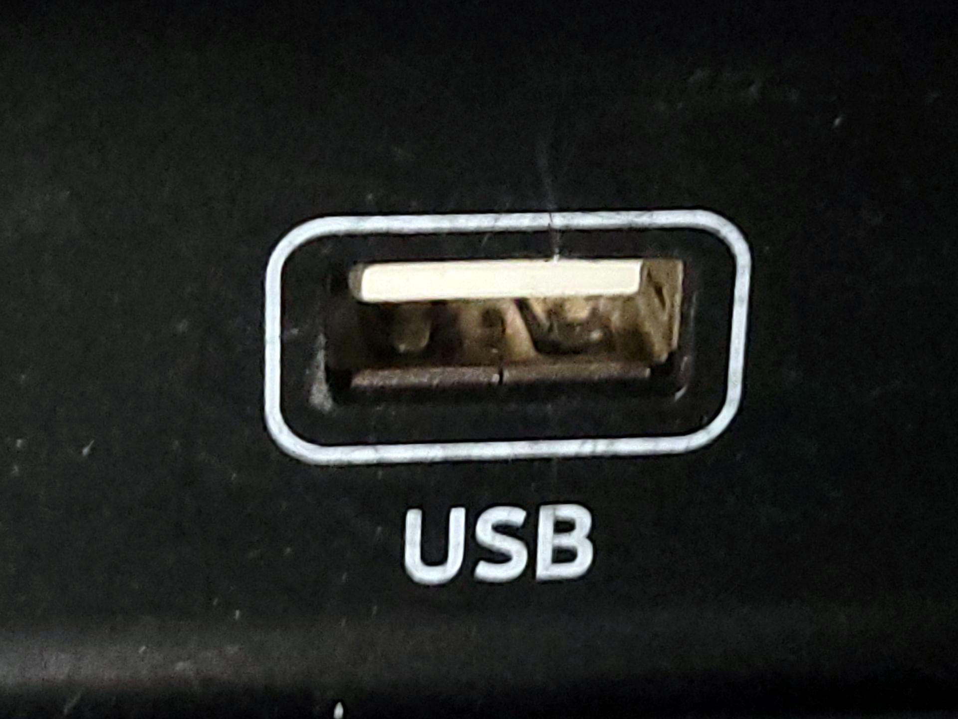 Thumbnail: 2022 Kia Forte - 19