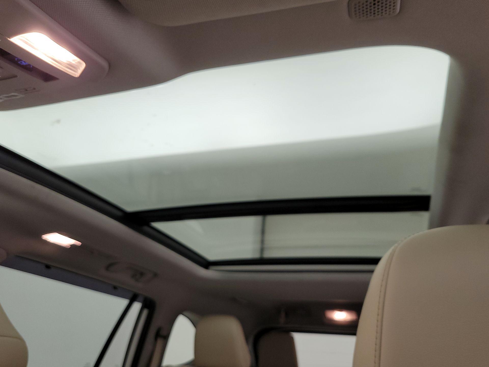 Thumbnail: 2021 Toyota Highlander - 20