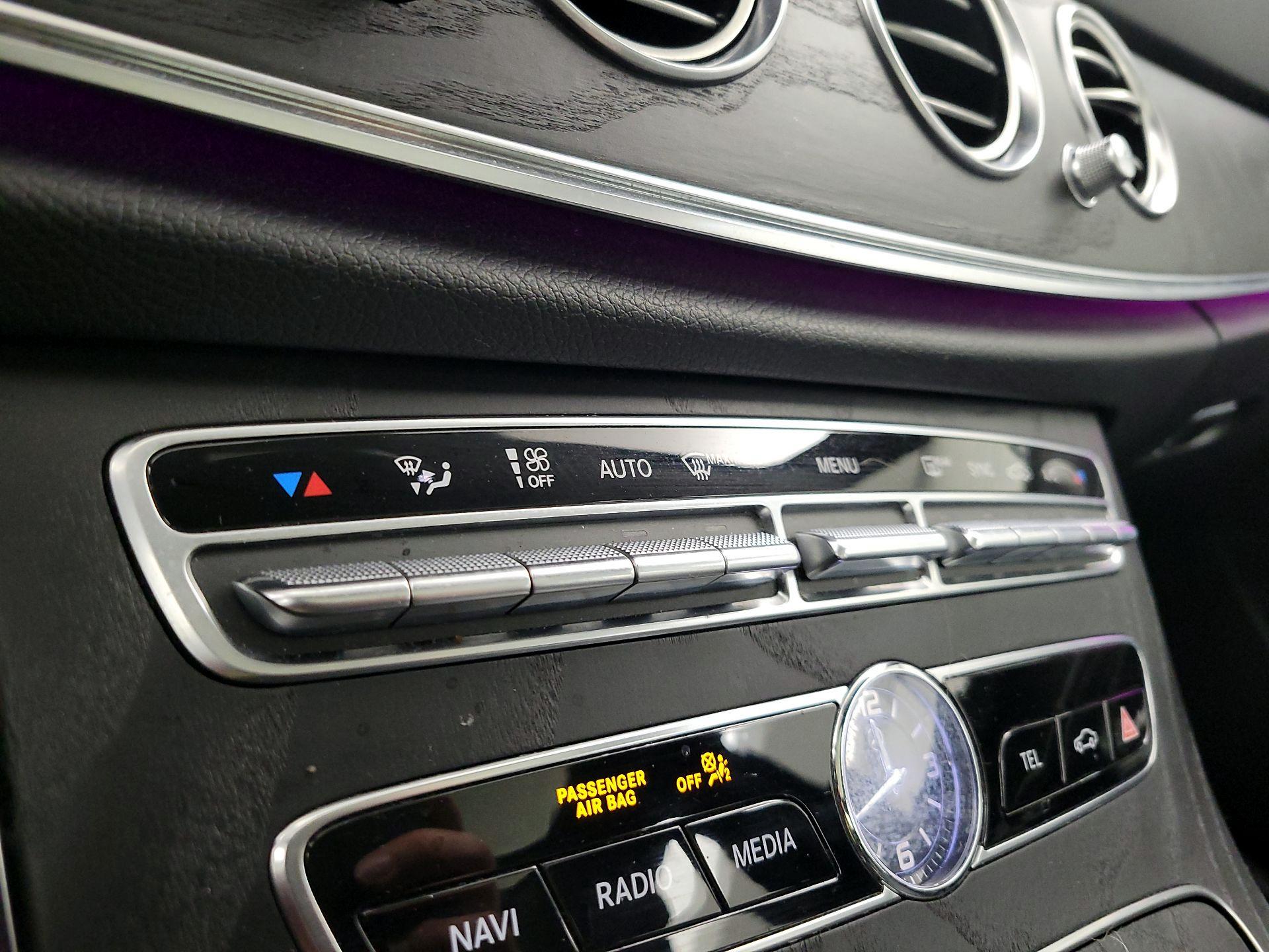 Thumbnail: 2019 Mercedes-Benz E-Class - 17