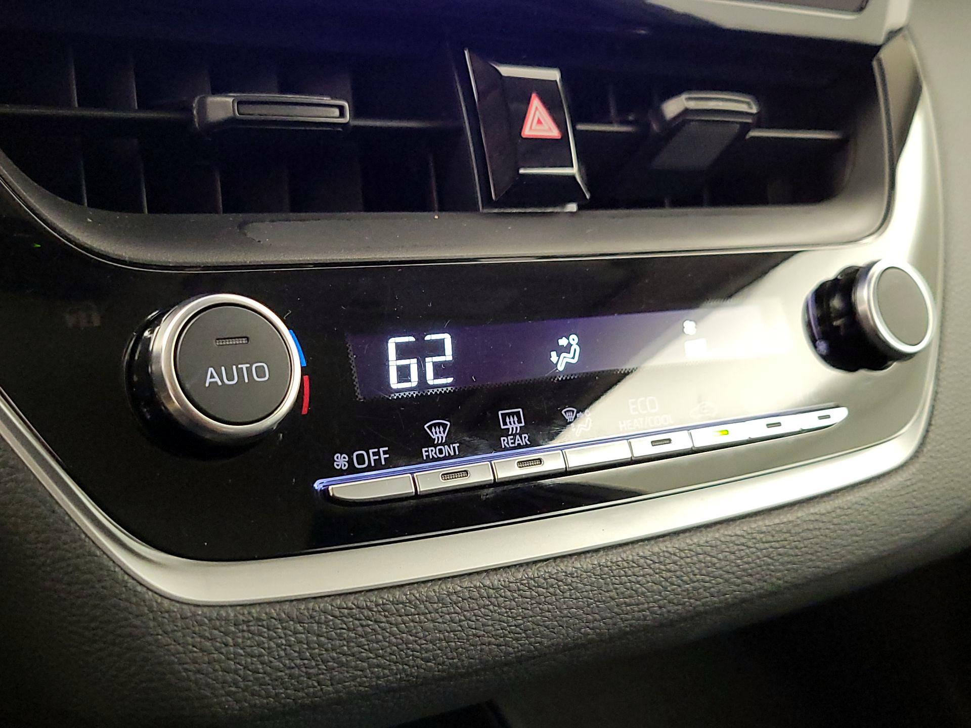 Thumbnail: 2024 Toyota Corolla - 16