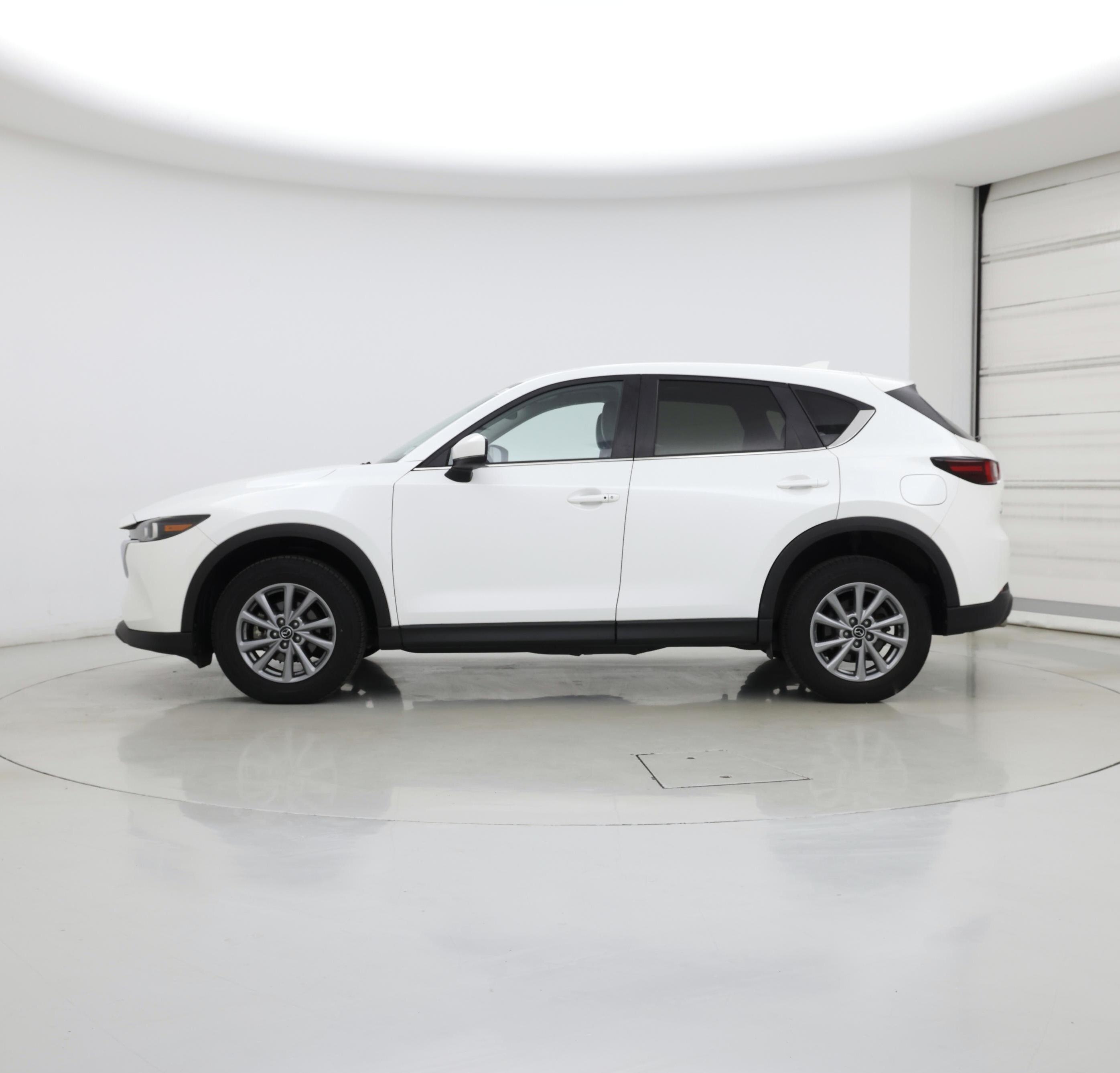 Thumbnail: 2022 Mazda CX-5 - 3