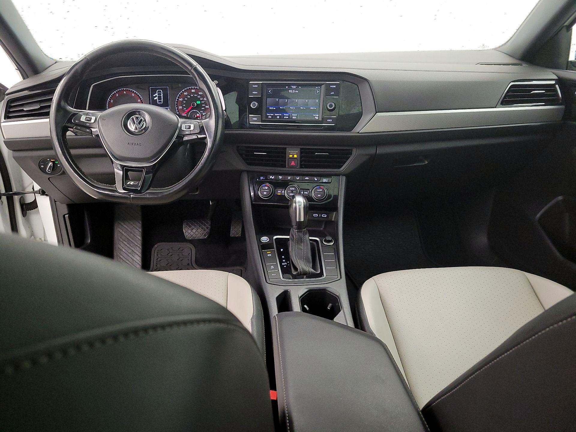 Thumbnail: 2021 Volkswagen Jetta - 9