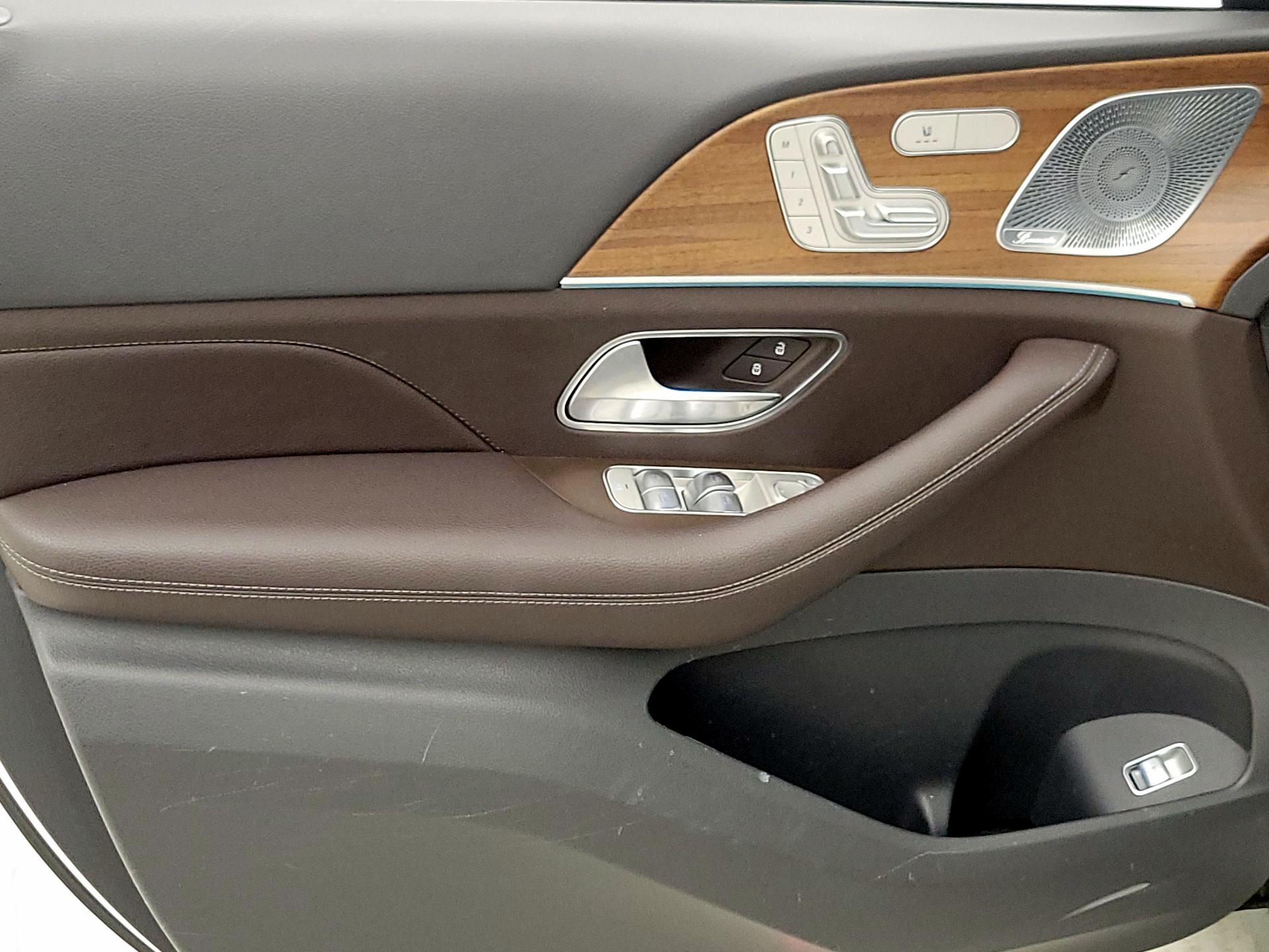 Thumbnail: 2020 Mercedes-Benz GLE - 12