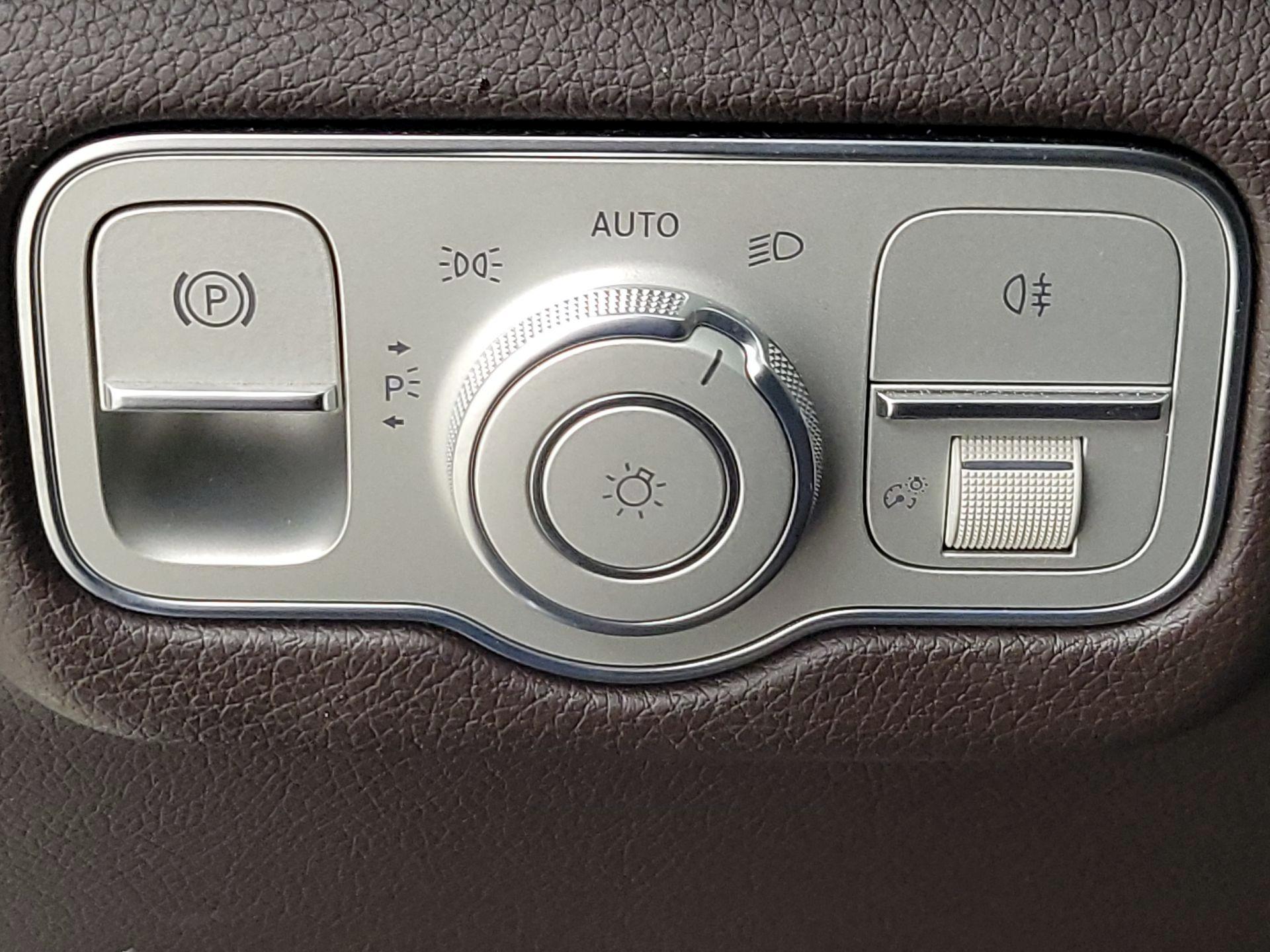 Thumbnail: 2020 Mercedes-Benz GLE - 13