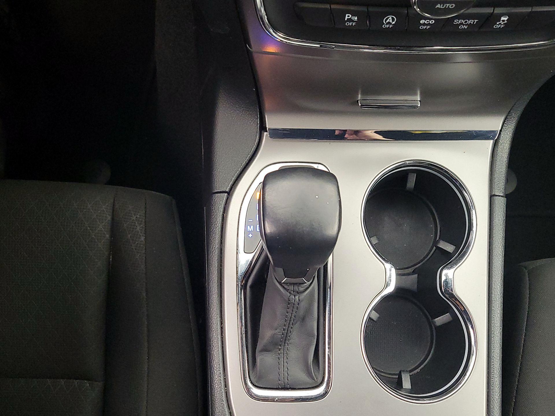 Thumbnail: 2020 Jeep Grand Cherokee - 17