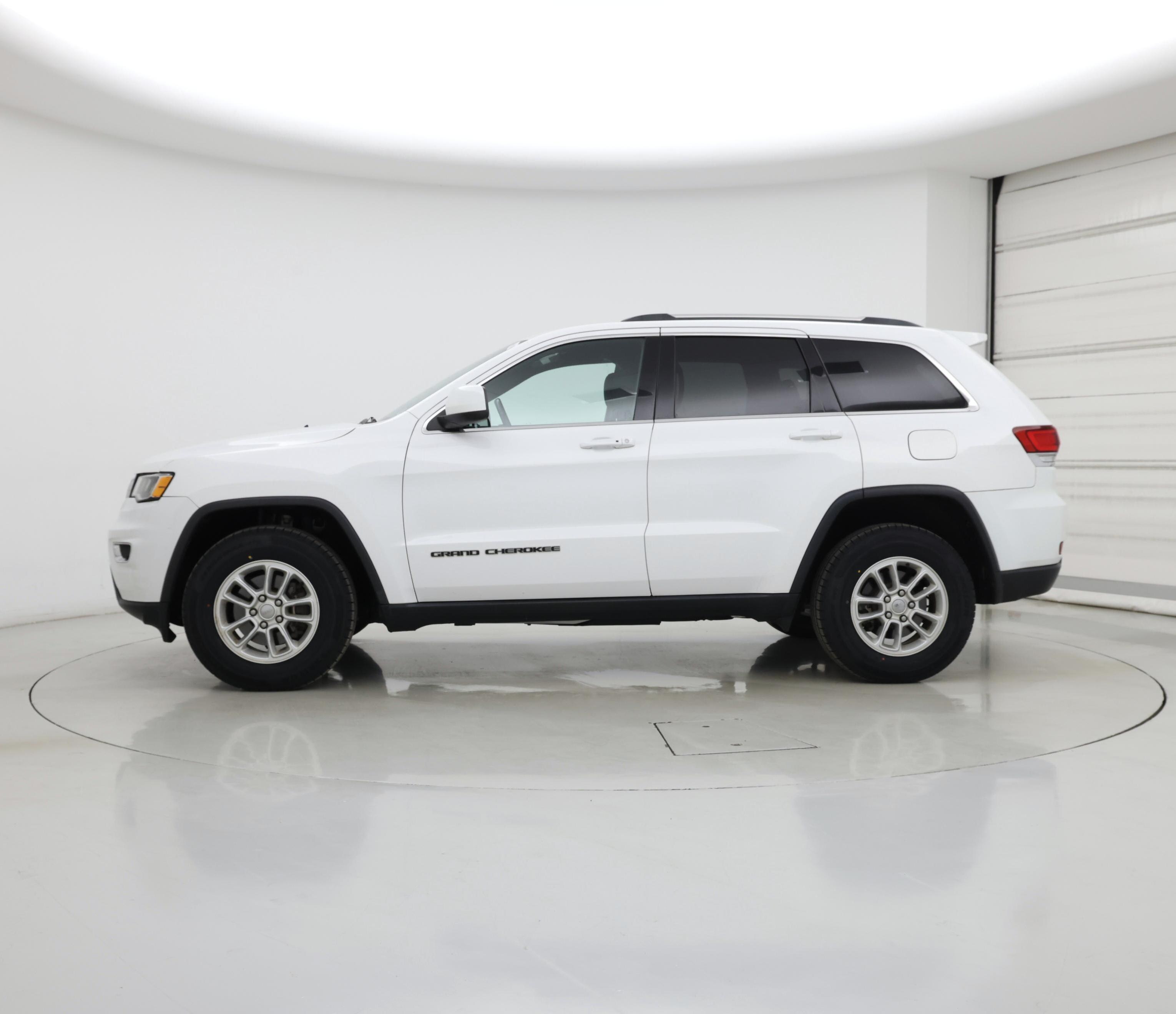 Thumbnail: 2020 Jeep Grand Cherokee - 3