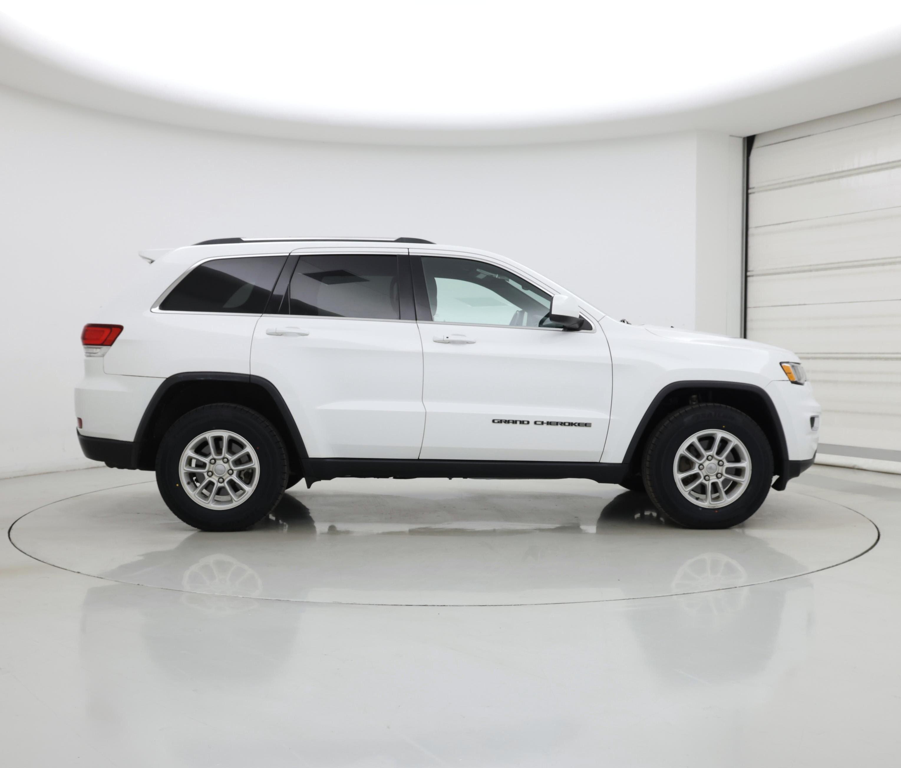 Thumbnail: 2020 Jeep Grand Cherokee - 7