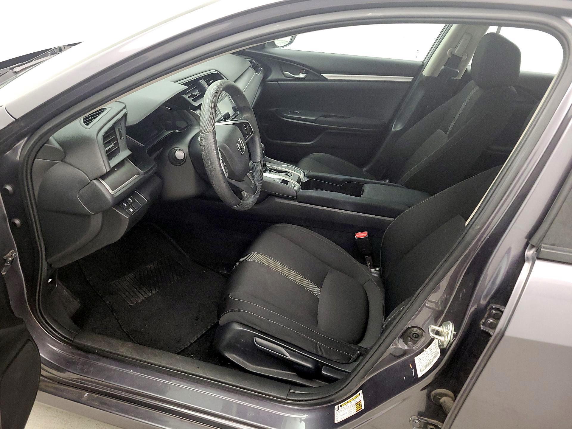 Thumbnail: 2016 Honda Civic - 11