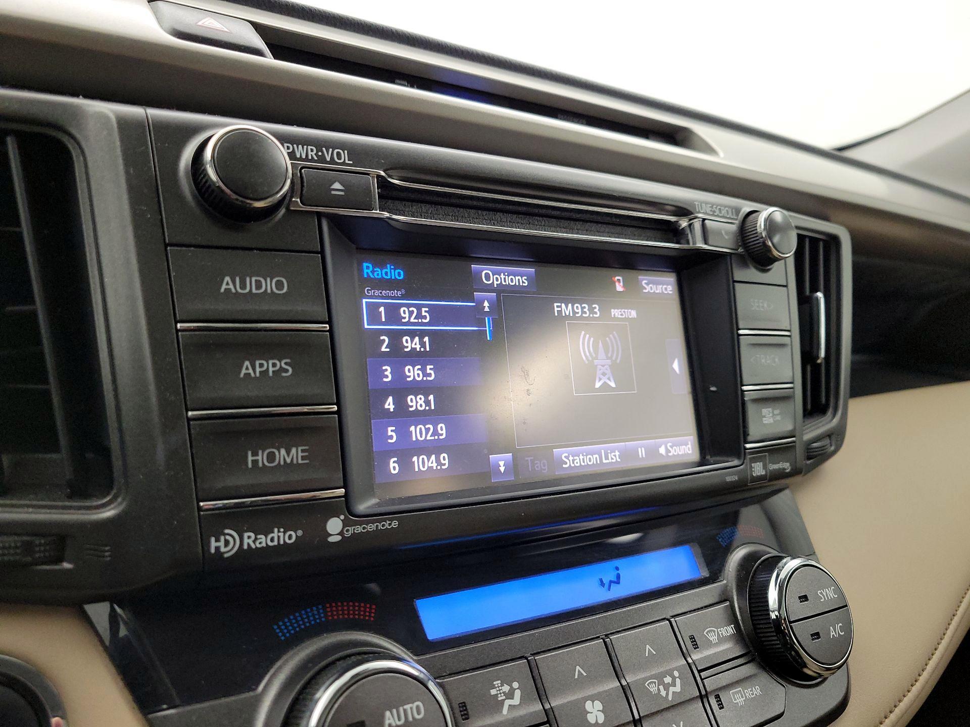 Thumbnail: 2015 Toyota RAV4 - 16