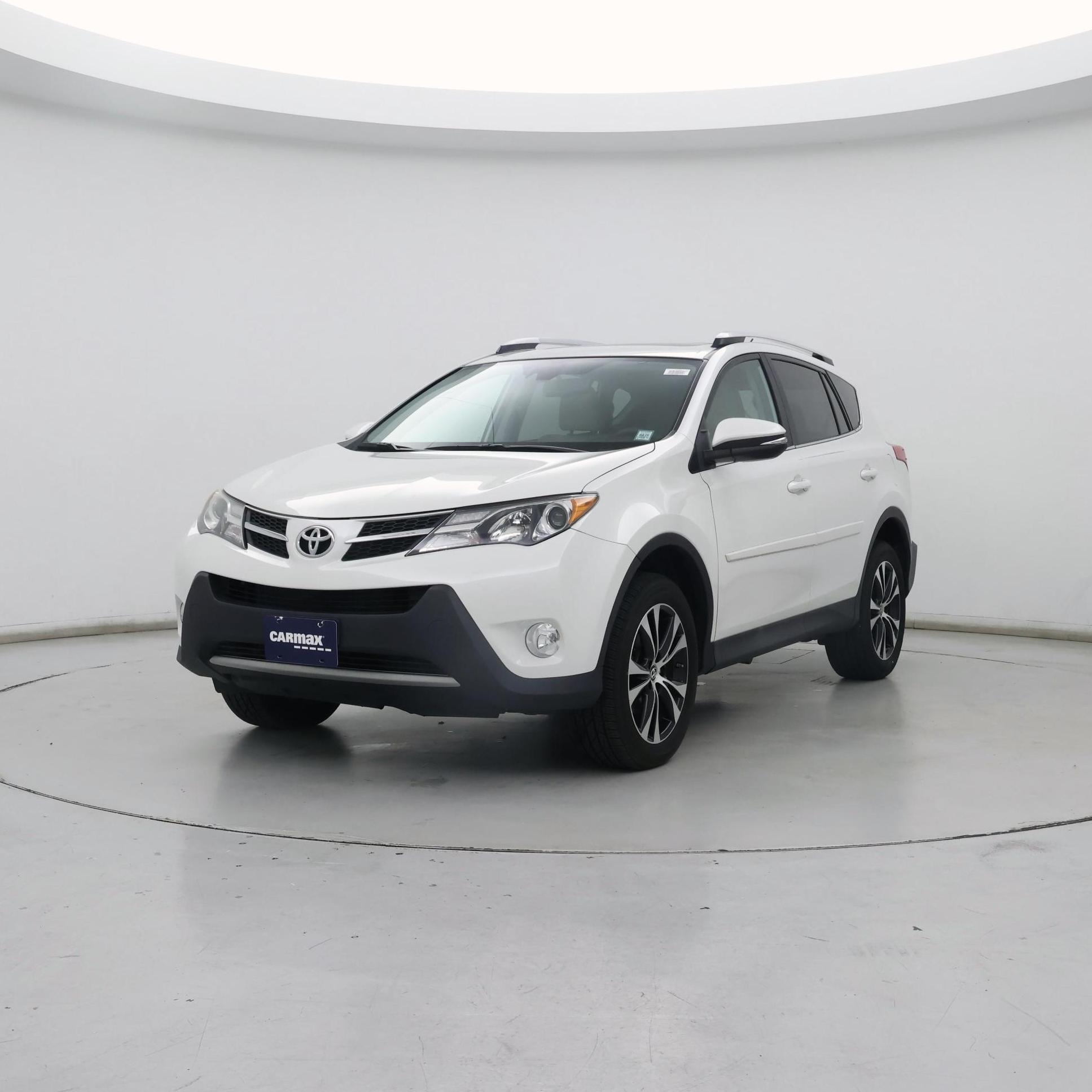 Thumbnail: 2015 Toyota RAV4 - 4