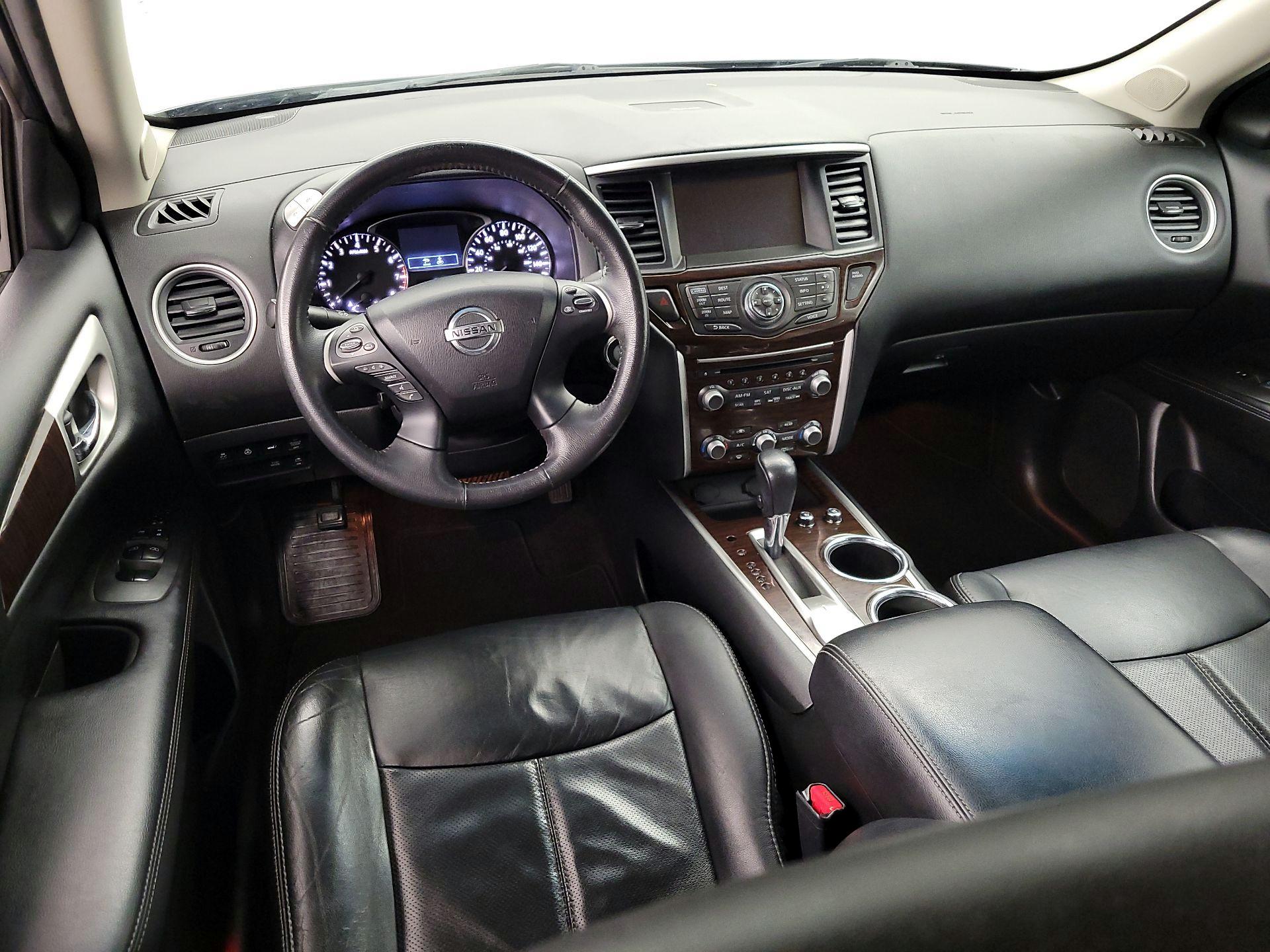 Thumbnail: 2014 Nissan Pathfinder - 9