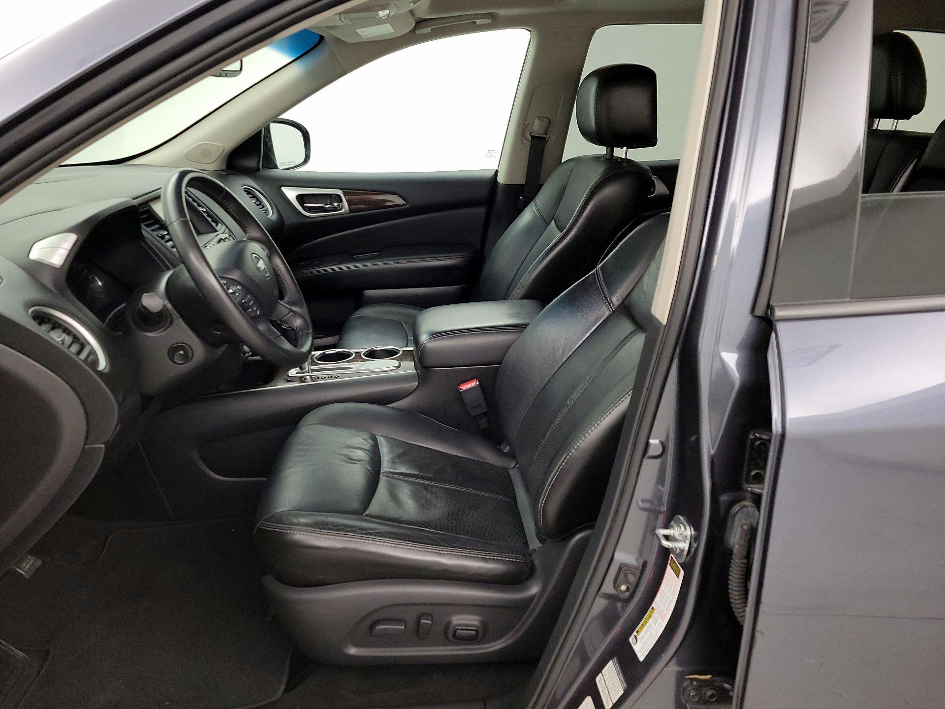 Thumbnail: 2014 Nissan Pathfinder - 11