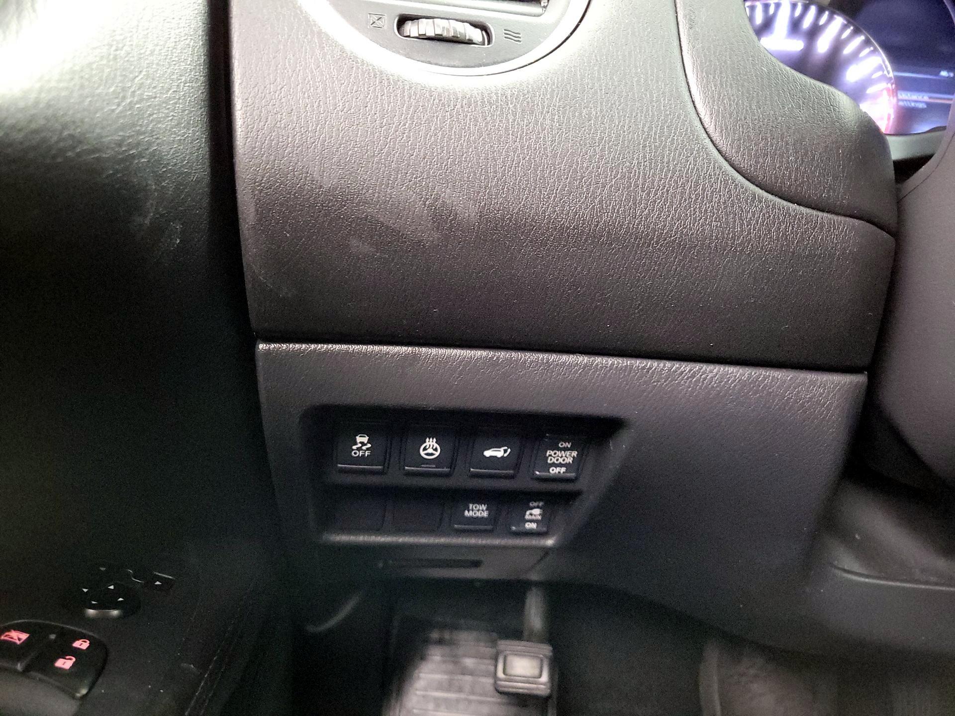 Thumbnail: 2014 Nissan Pathfinder - 13