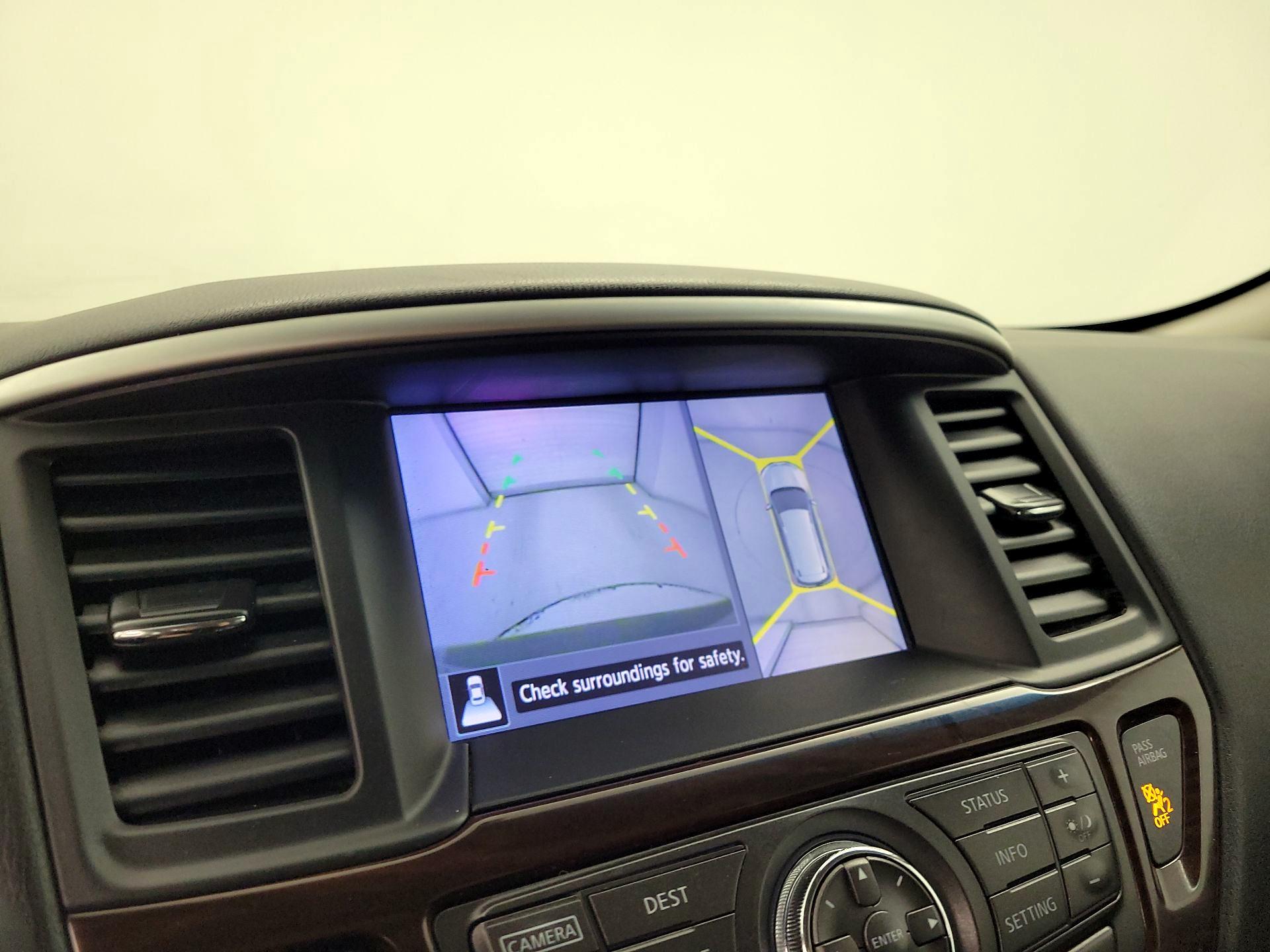 Thumbnail: 2014 Nissan Pathfinder - 15