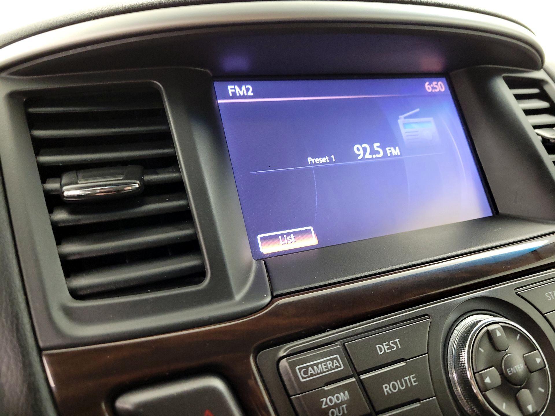 Thumbnail: 2014 Nissan Pathfinder - 16