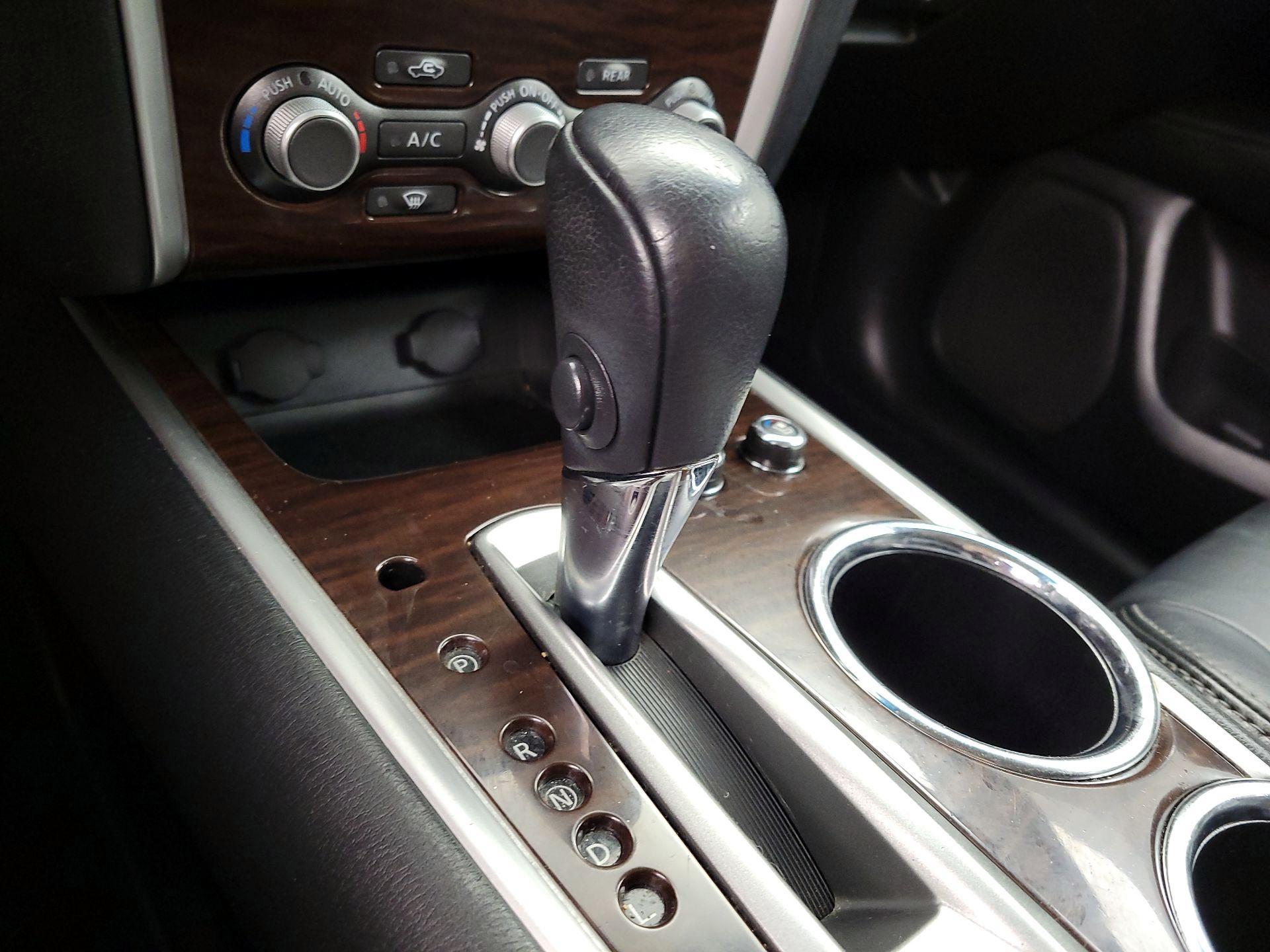 Thumbnail: 2014 Nissan Pathfinder - 18