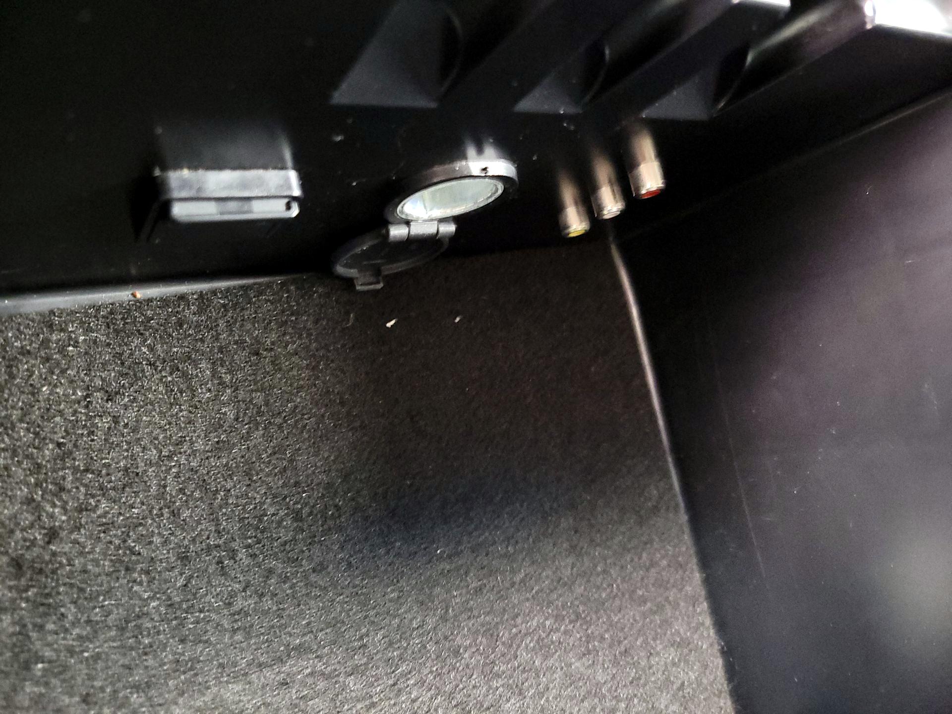 Thumbnail: 2014 Nissan Pathfinder - 19