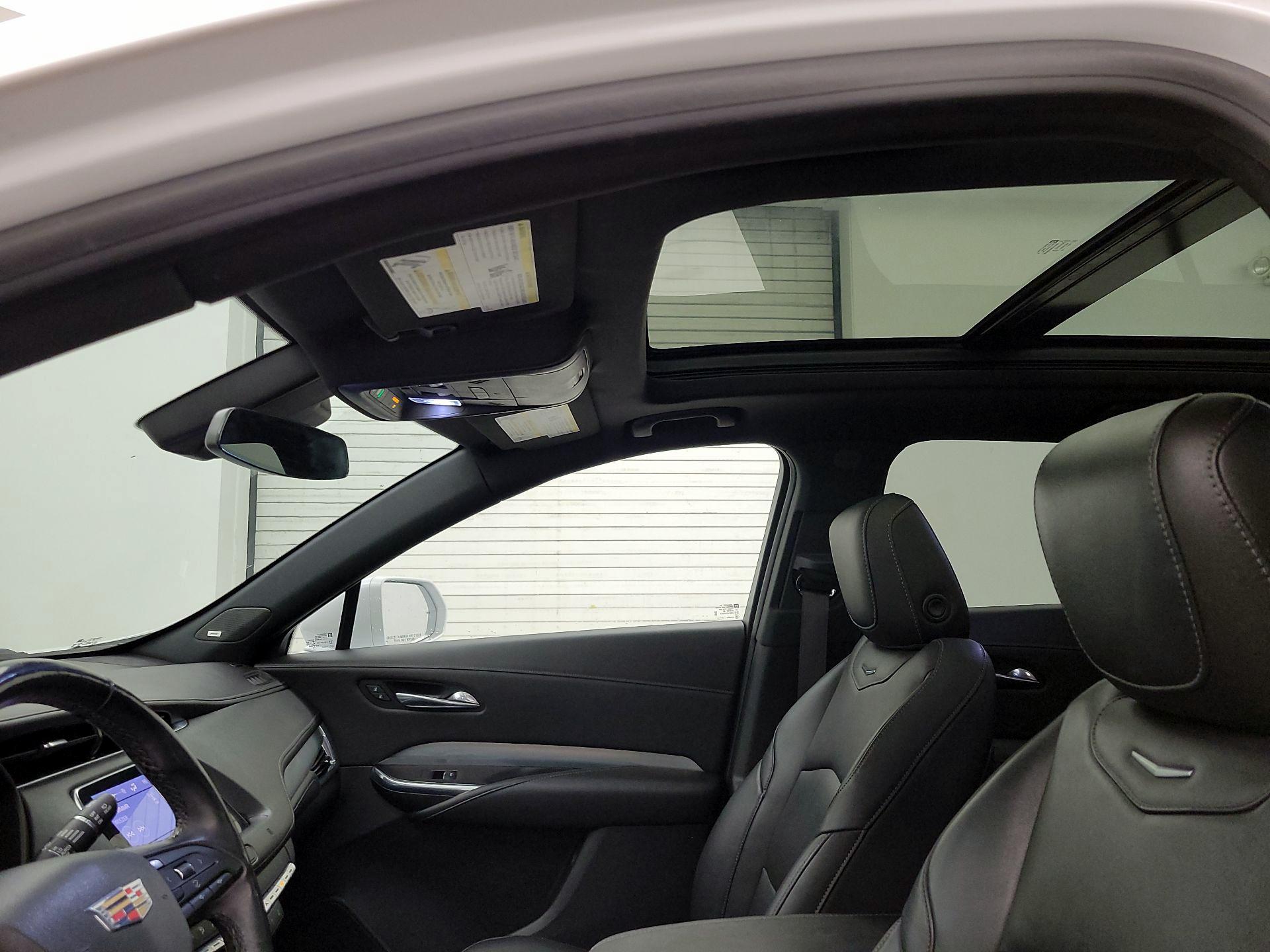 Thumbnail: 2019 Cadillac XT4 - 20