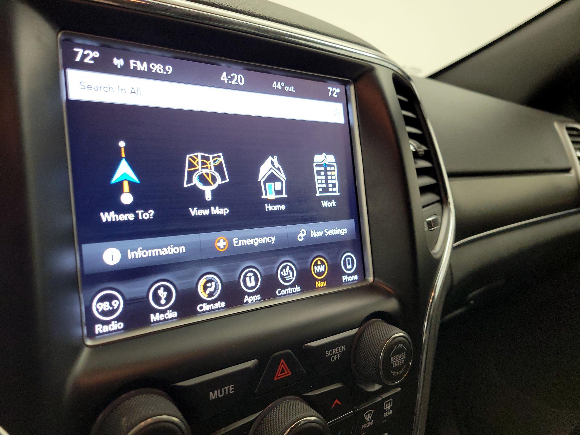 Thumbnail: 2018 Jeep Grand Cherokee - 14