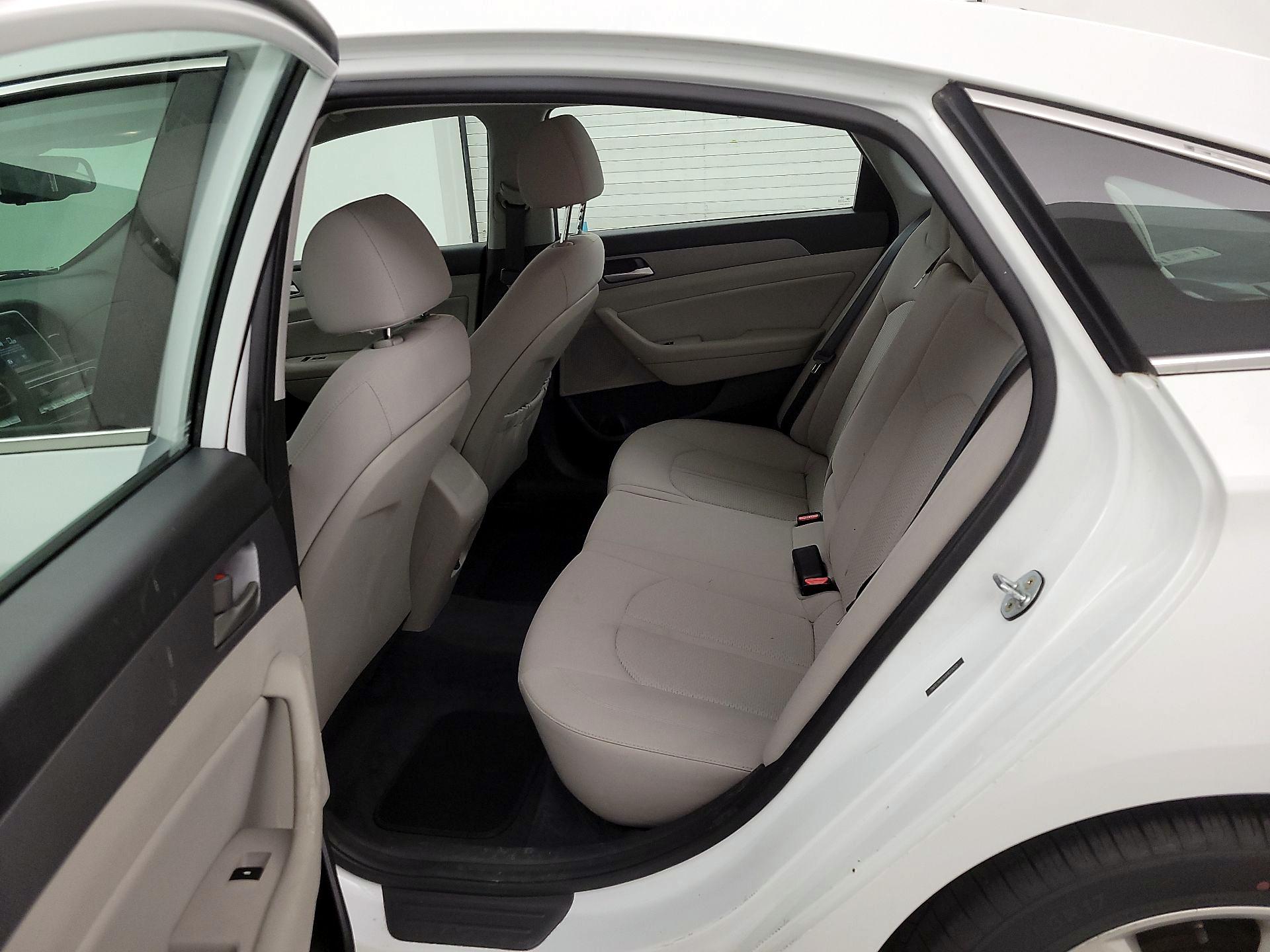 Thumbnail: 2018 Hyundai Sonata - 19