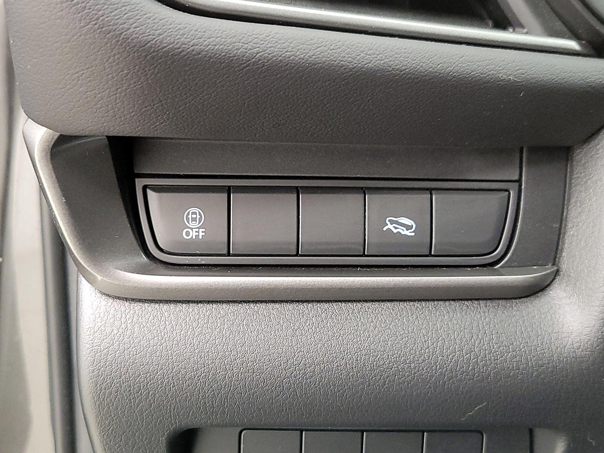 Thumbnail: 2022 Mazda CX-30 - 13