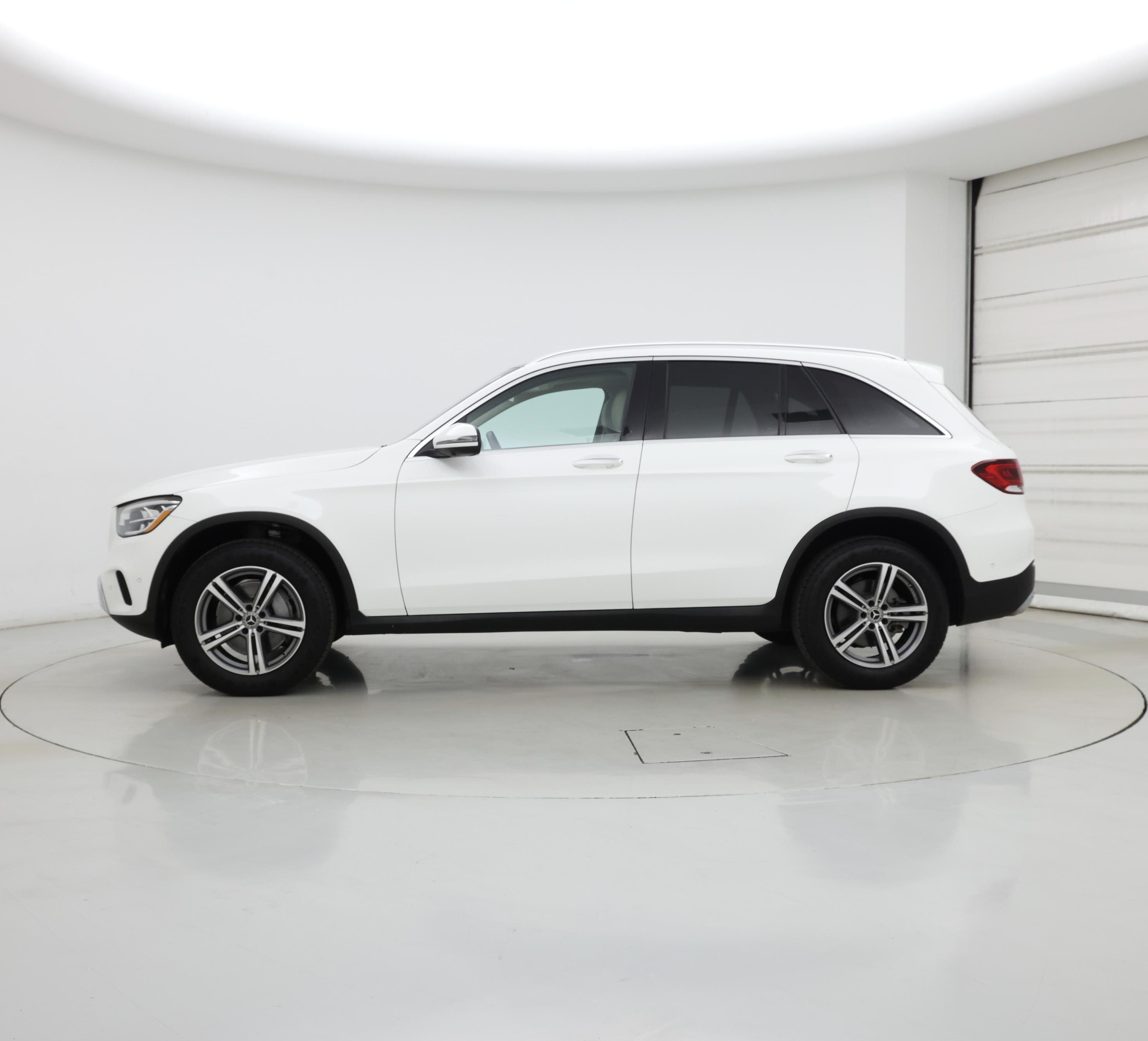 Thumbnail: 2020 Mercedes-Benz GLC - 3