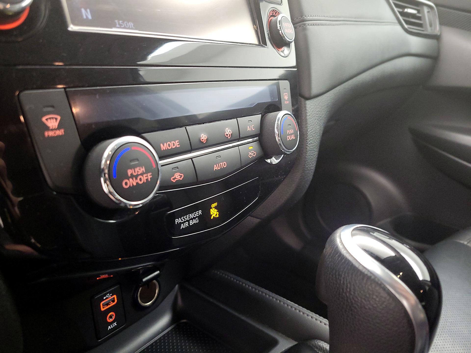 Thumbnail: 2017 Nissan Rogue - 17